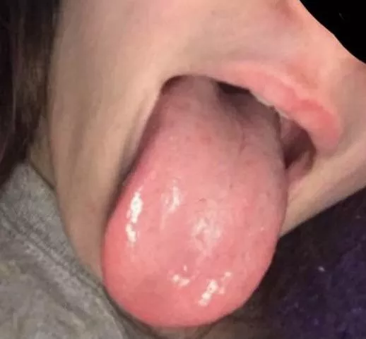 Kik me if you like my mouth ðŸ‘§