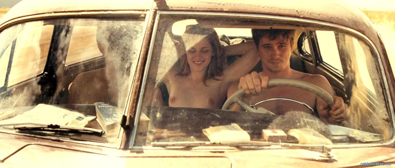 Kristen Stewart - On the Road (2012)