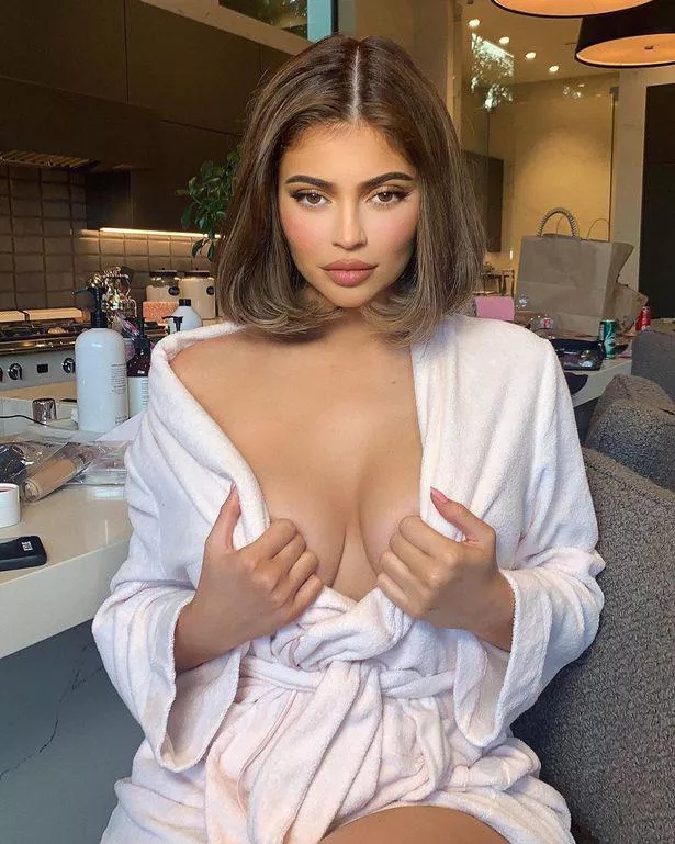 Kylieâ€™s tits are perfect jerking material