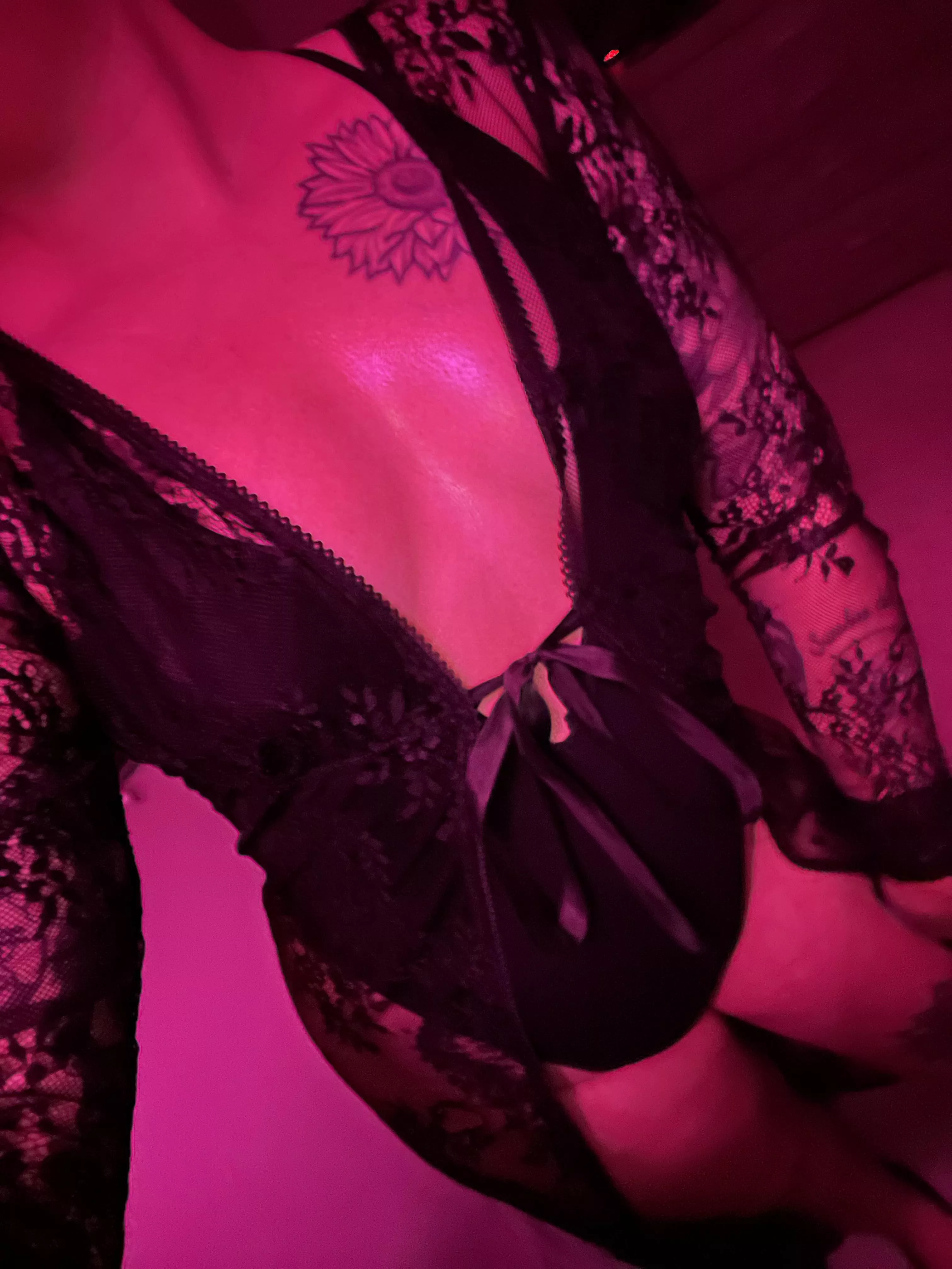 Lace makes me horny ðŸ˜