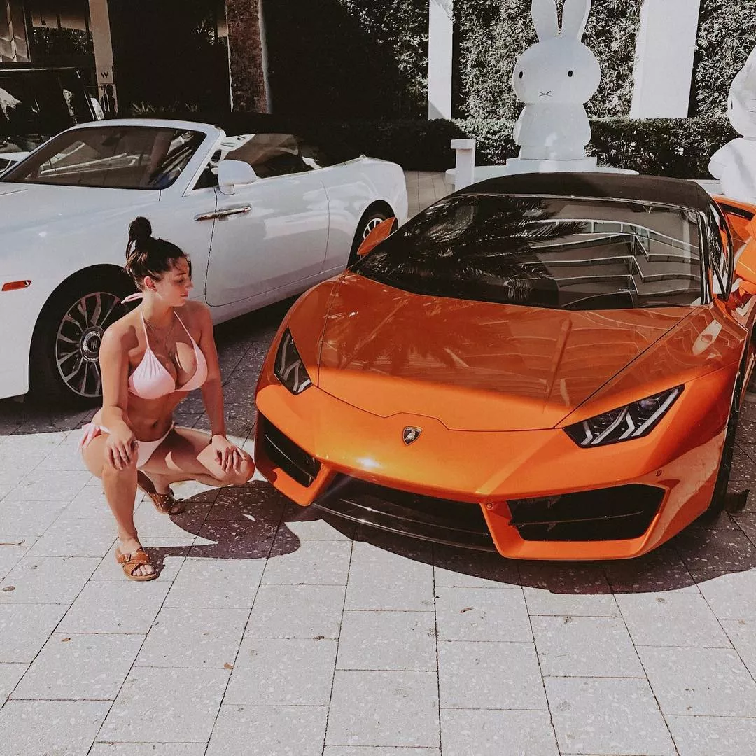 Lambo and tits