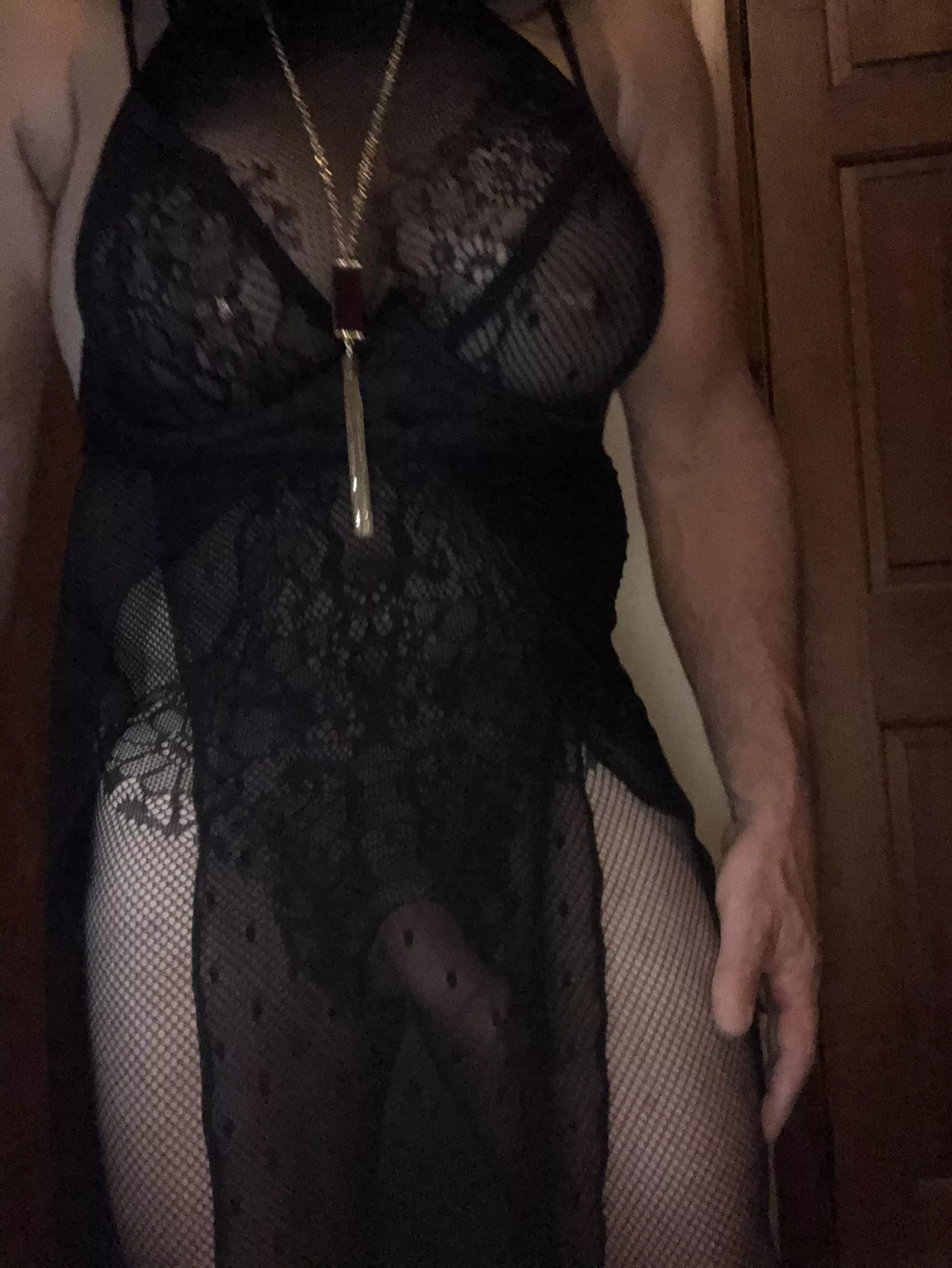 Late night black lingerie always gets me in the mood 😍