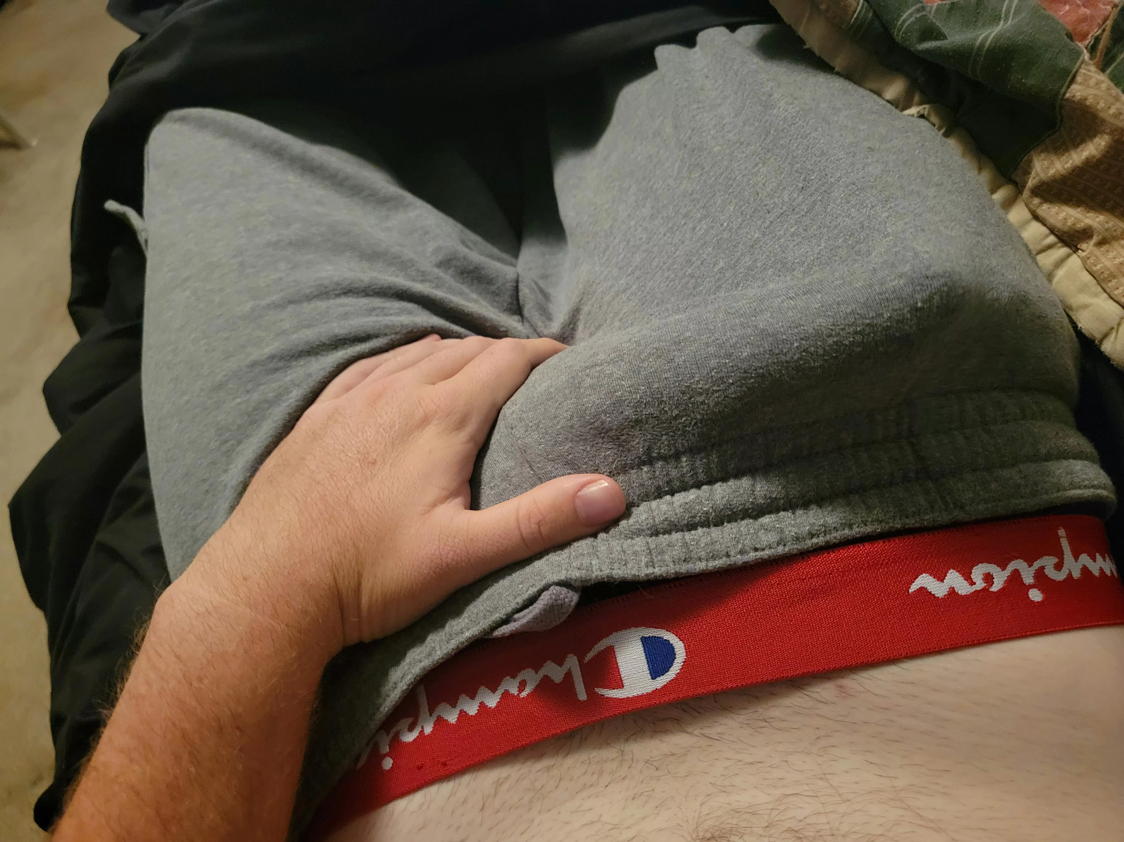 Lazy Sunday so far, wanna spend the rest of it with me?