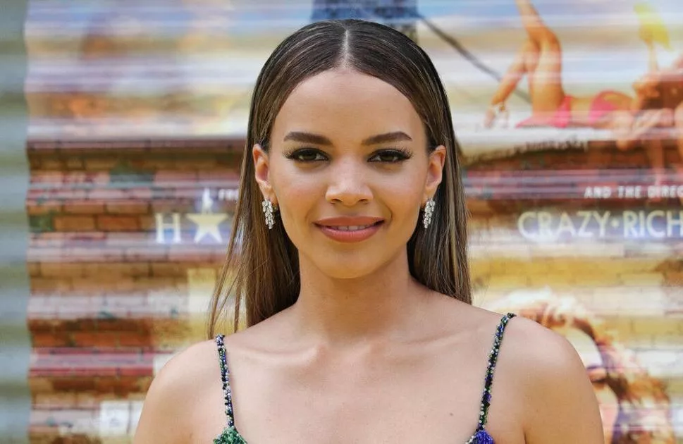 Leslie Grace