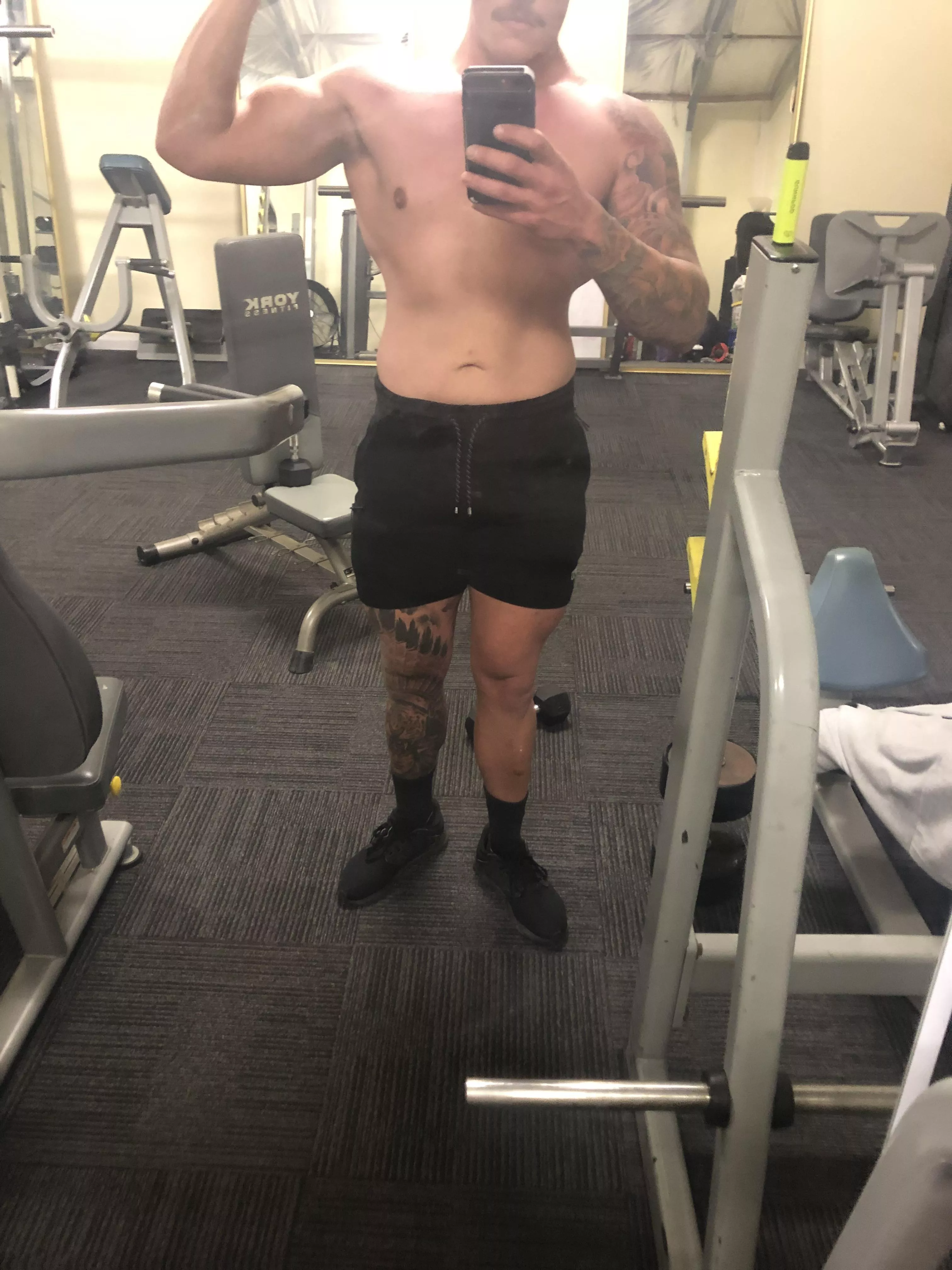 Let’s get naked and work out 😈 check my other post for some naked training 👅 (m) 24