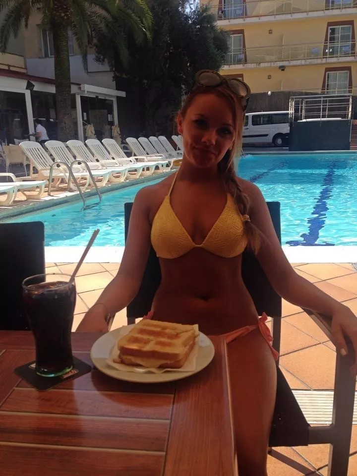 Light snack by the pool