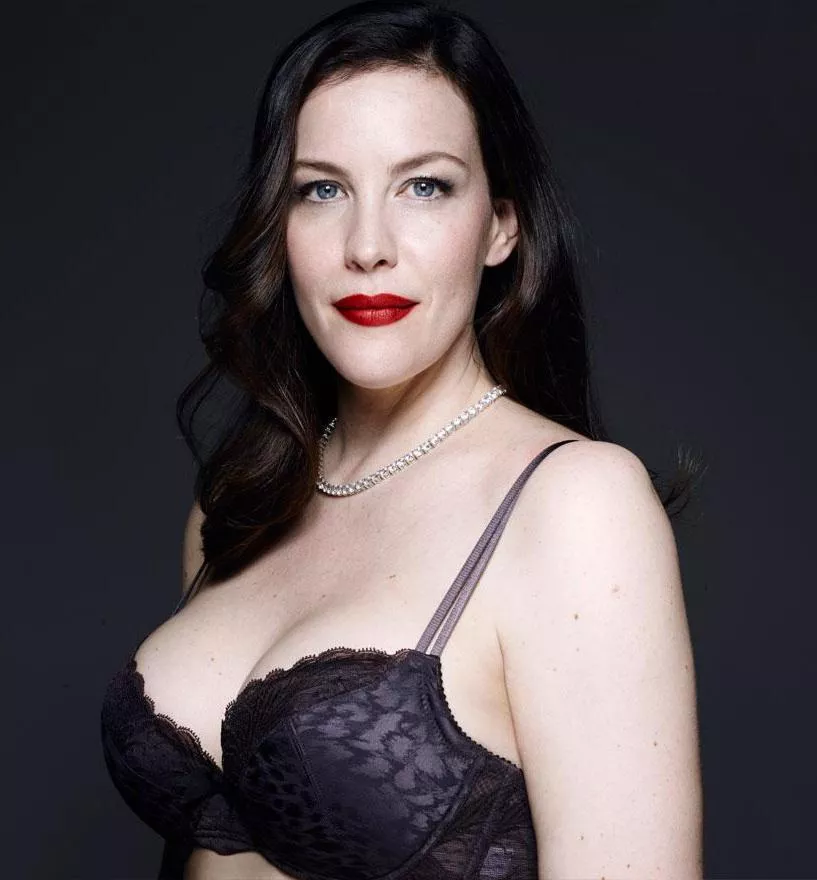 Liv Tyler is yummy