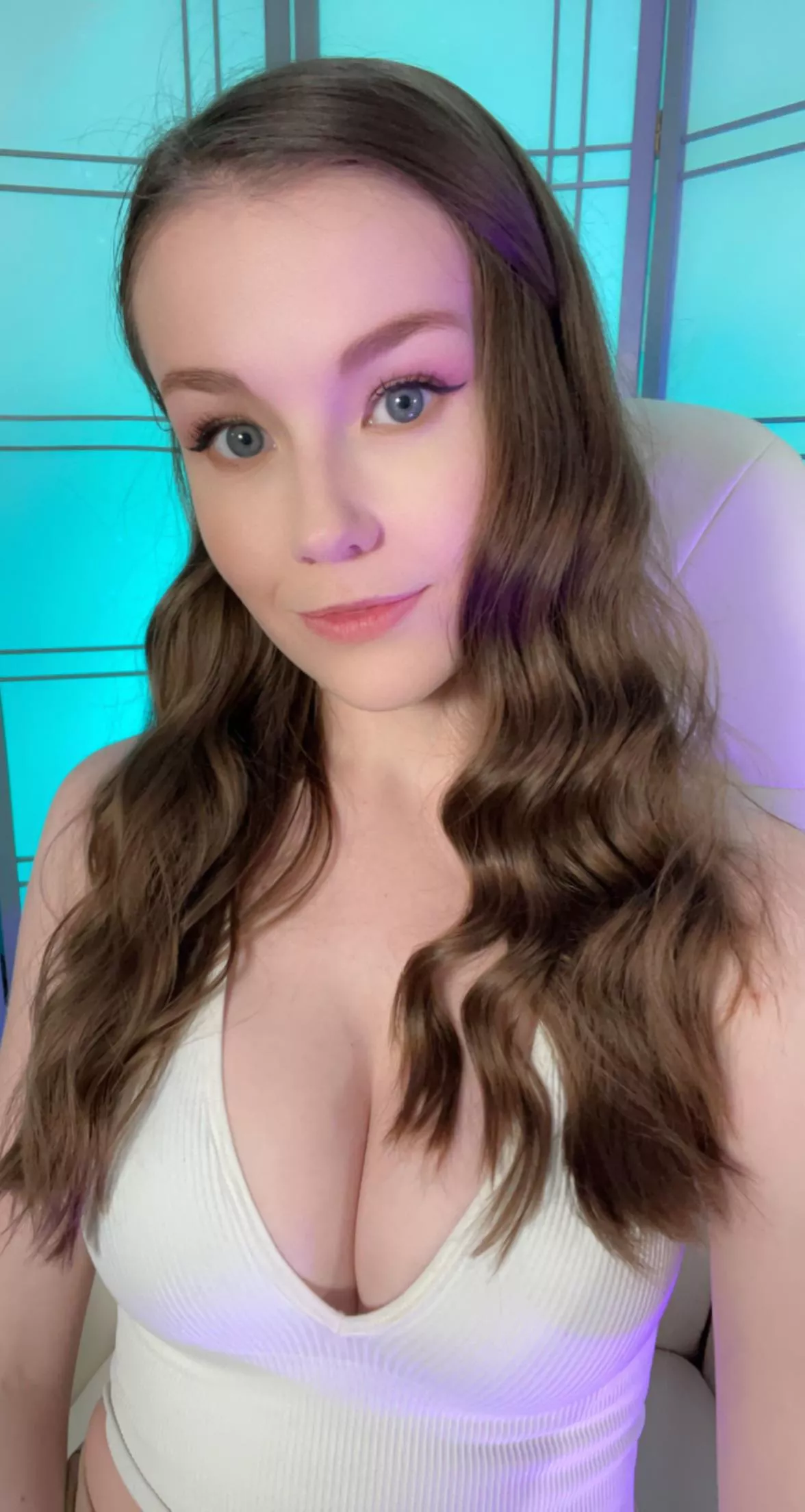 Live on twitch! /EmilyBloomShow