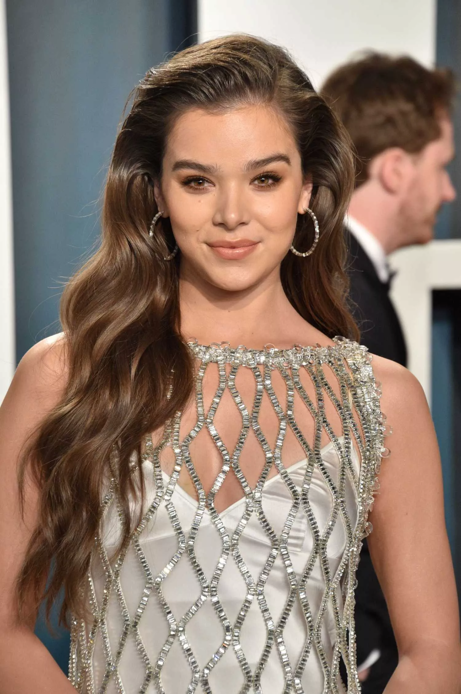 Looking for someone to play Hailee Steinfeld and make me your number 1 fan