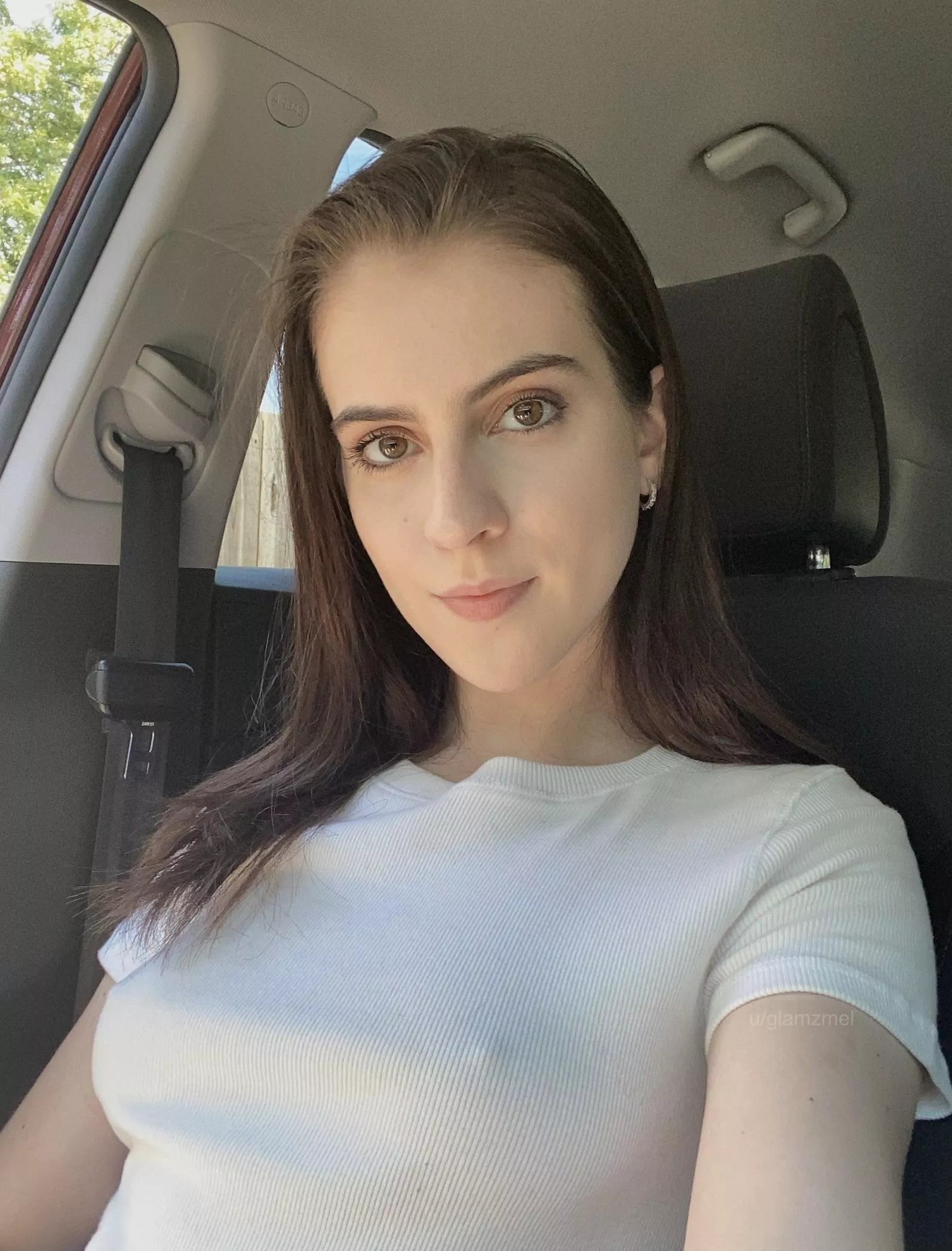 Looking for someone who would fuck me in the car ðŸ™ˆ