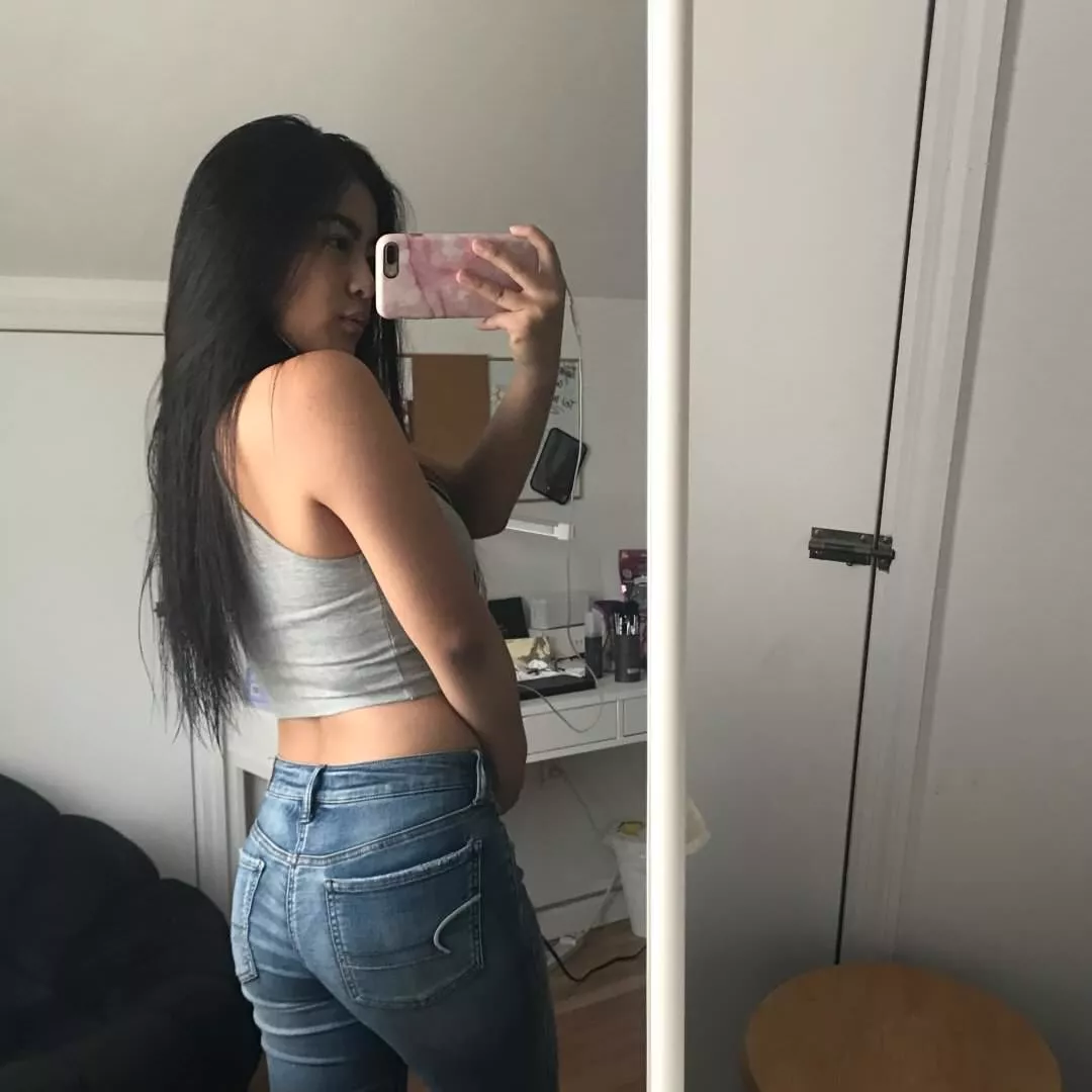 Looking good in those jeans