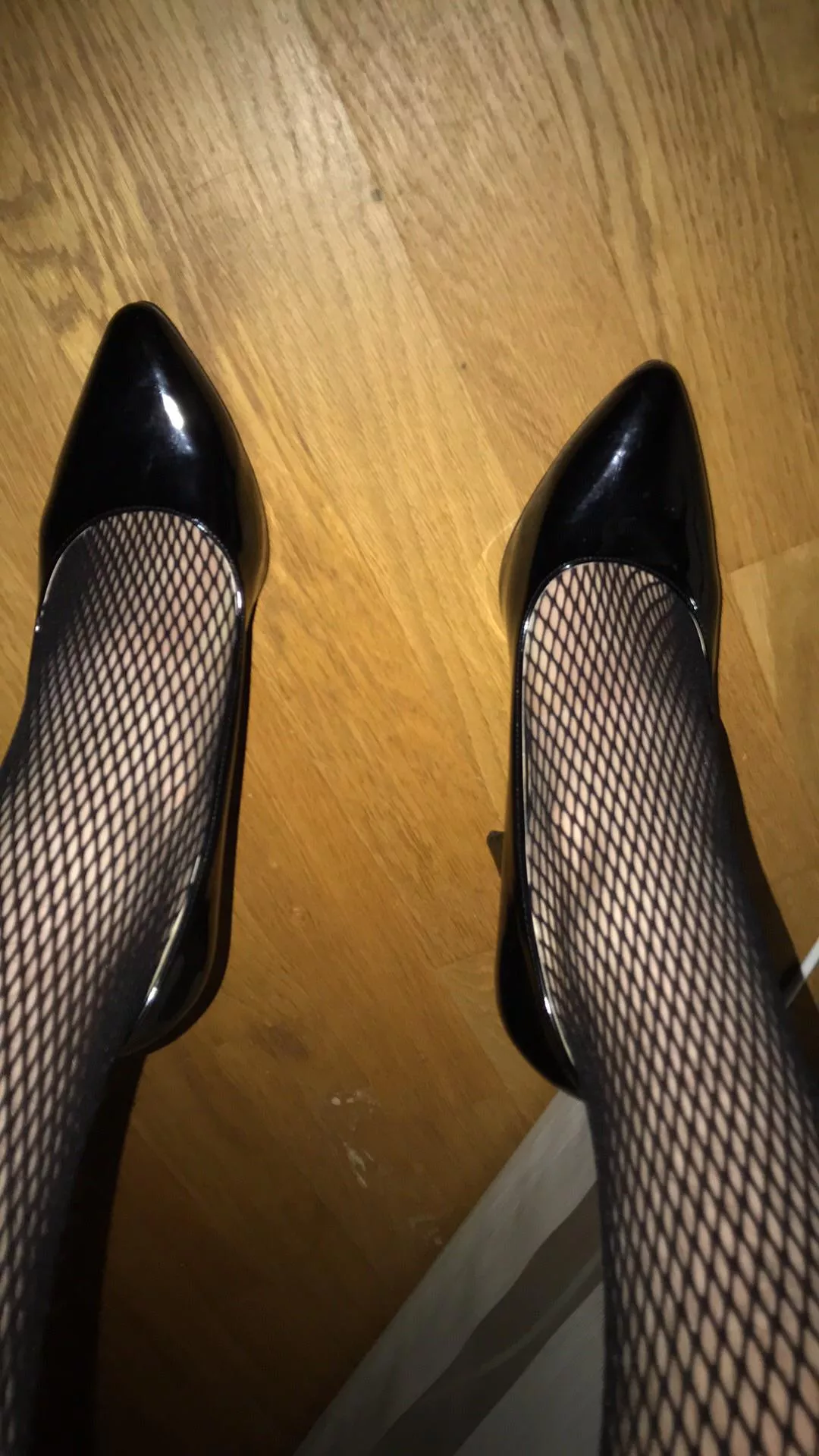 Love my fishnets and heels 👠