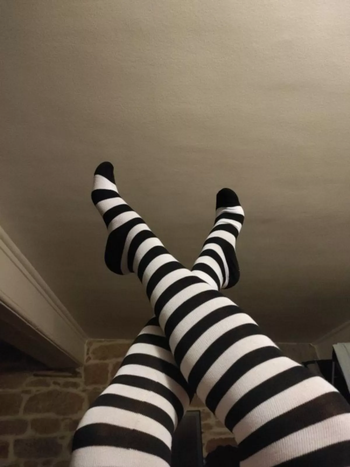 Love my new tigh high socks !