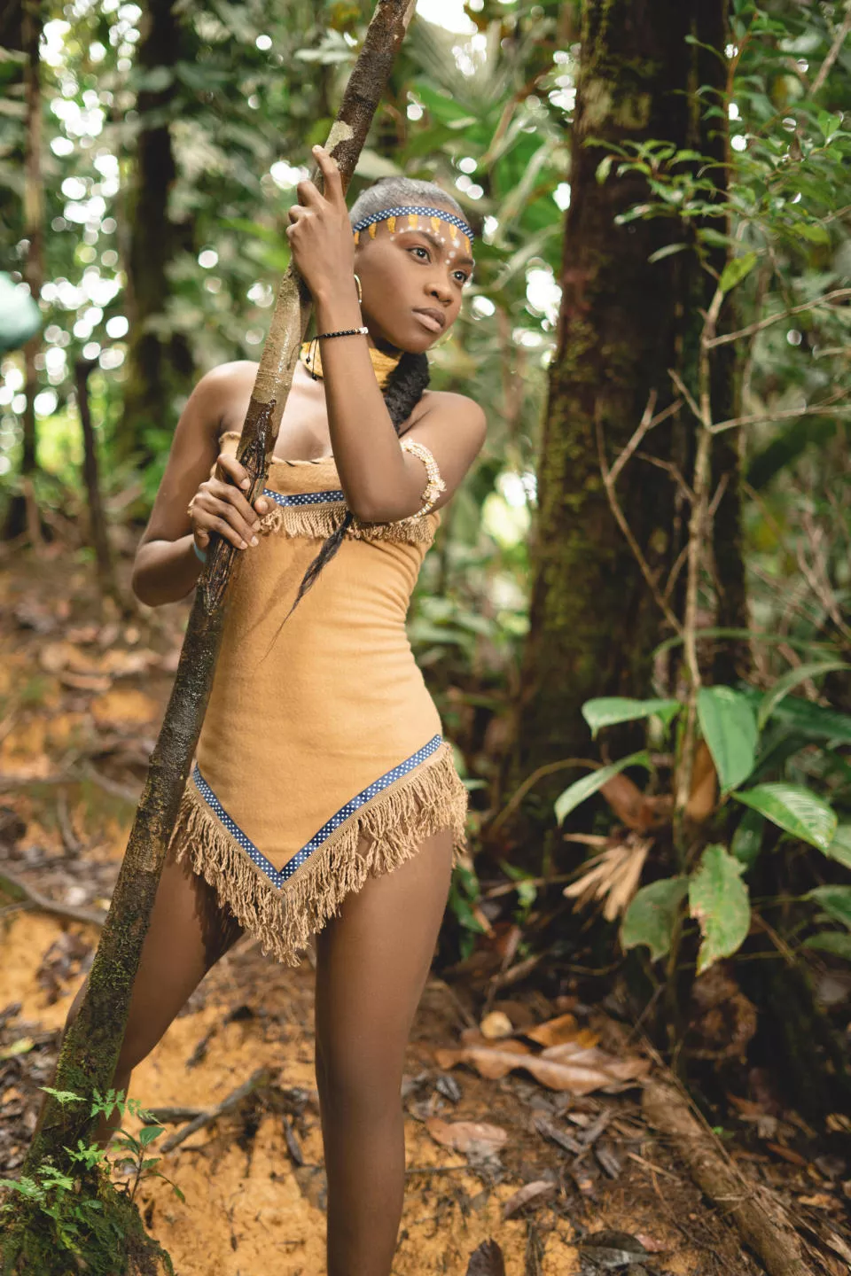 Lovely Ebony girl posing in the jungle