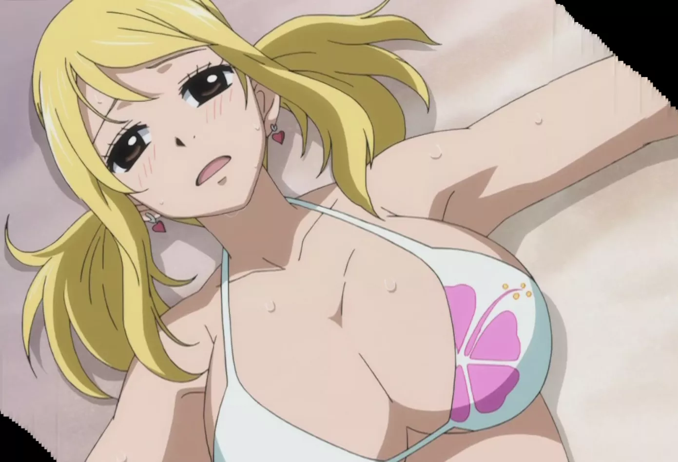 Lucy Heartfilia feeling tired [Fairy Tail]