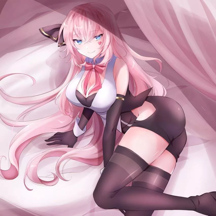 Luka in the bed