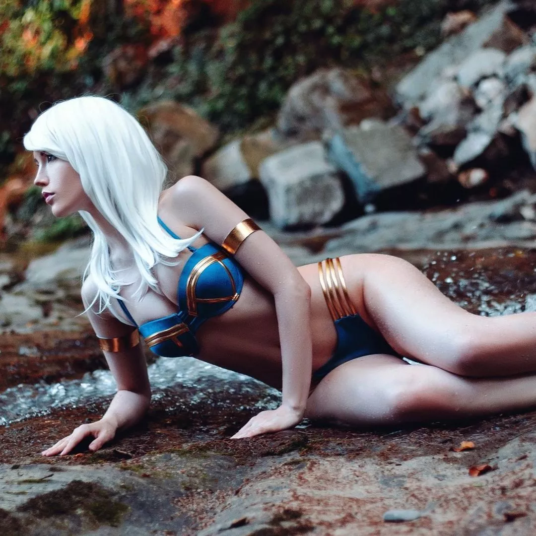 Luna Ritie as Ashe, League of Legends