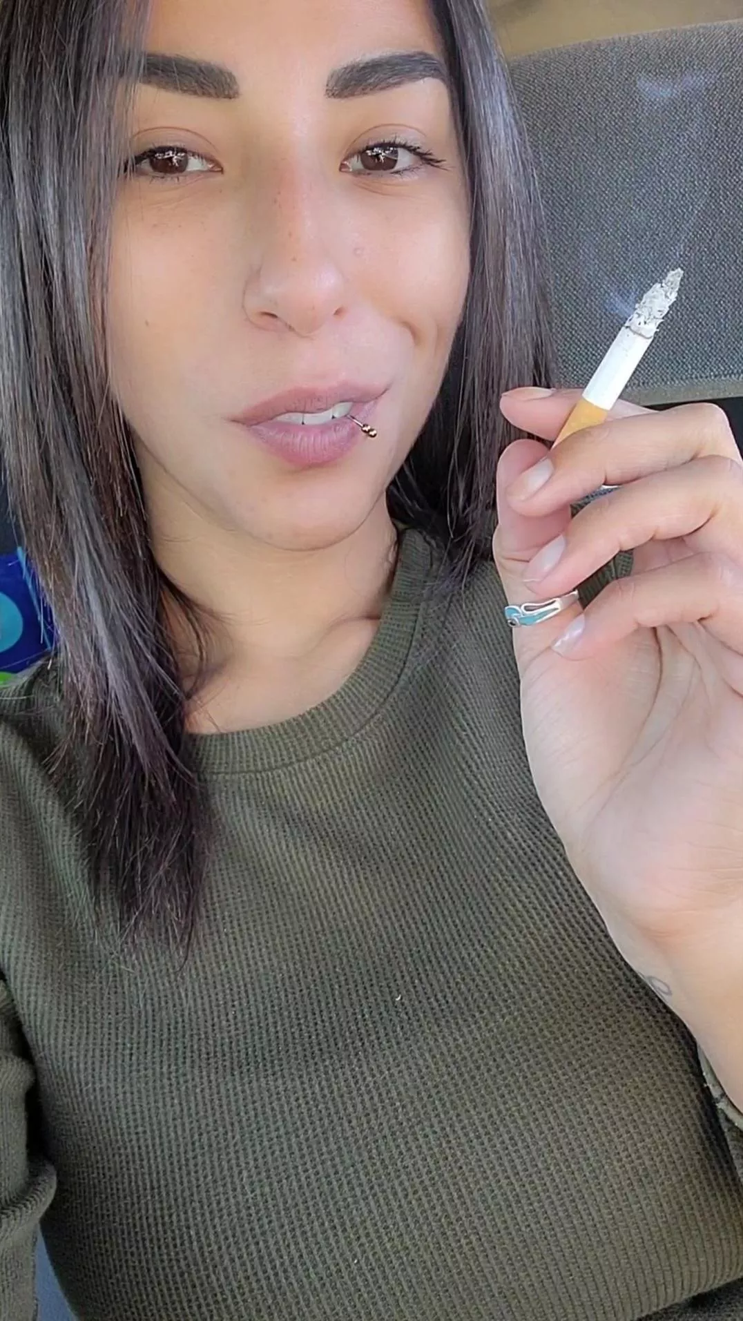 Lunch break smoke 🚬