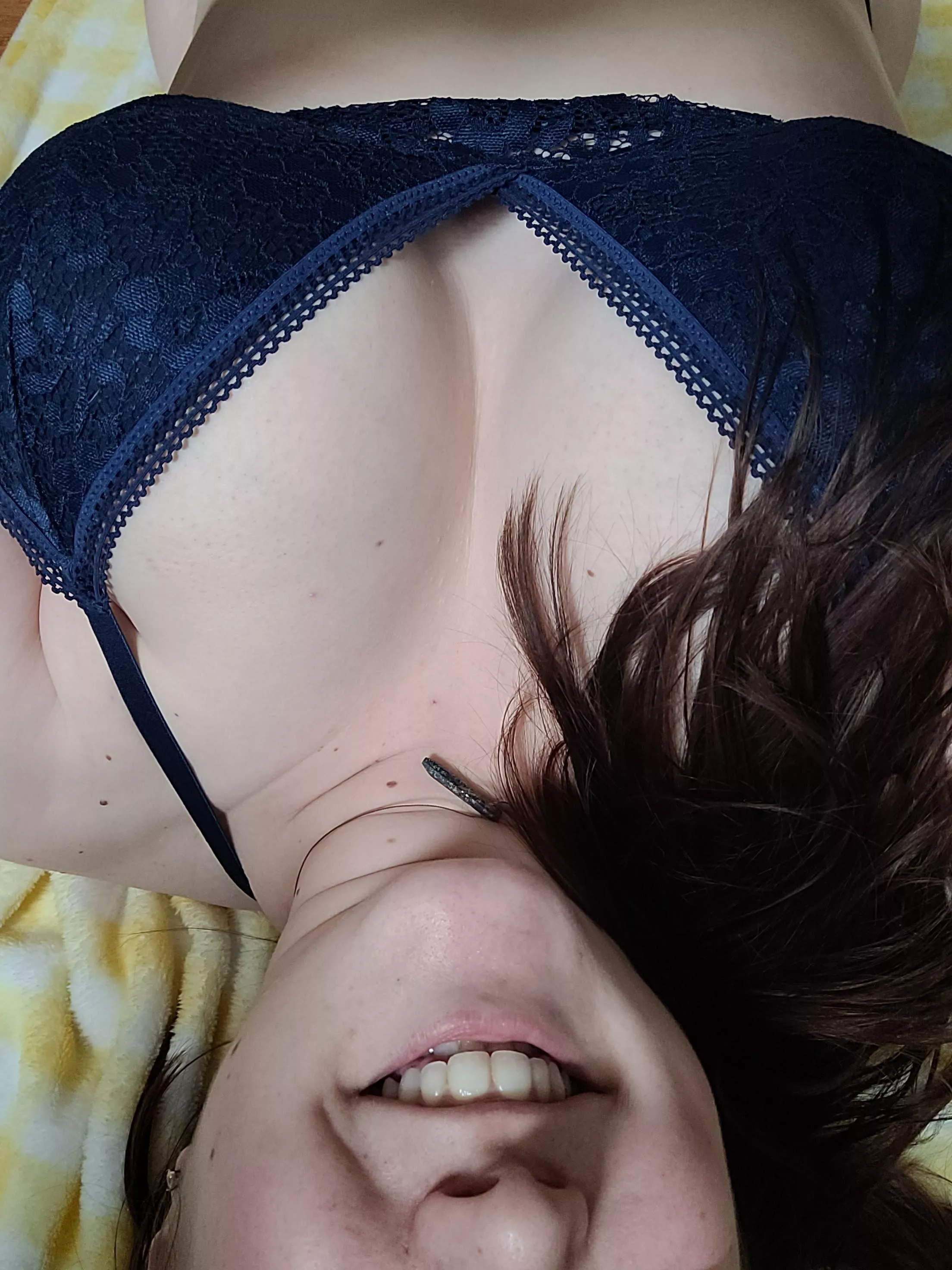 Lying back waiting to be face fuckedðŸ¥ºðŸ’¦ðŸ’¦