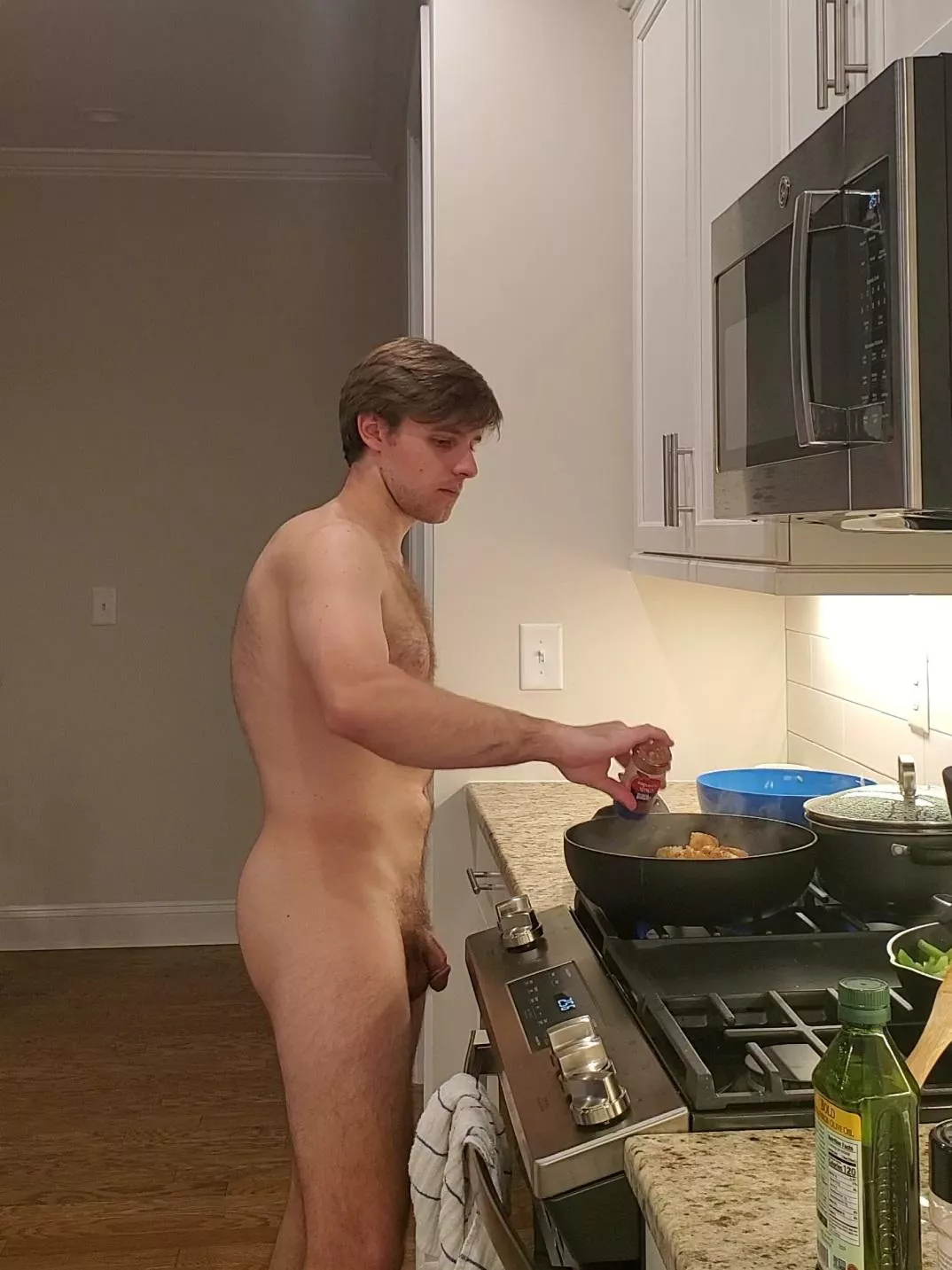 [M] 25, 160lbs, 5'8. Meal preppin'