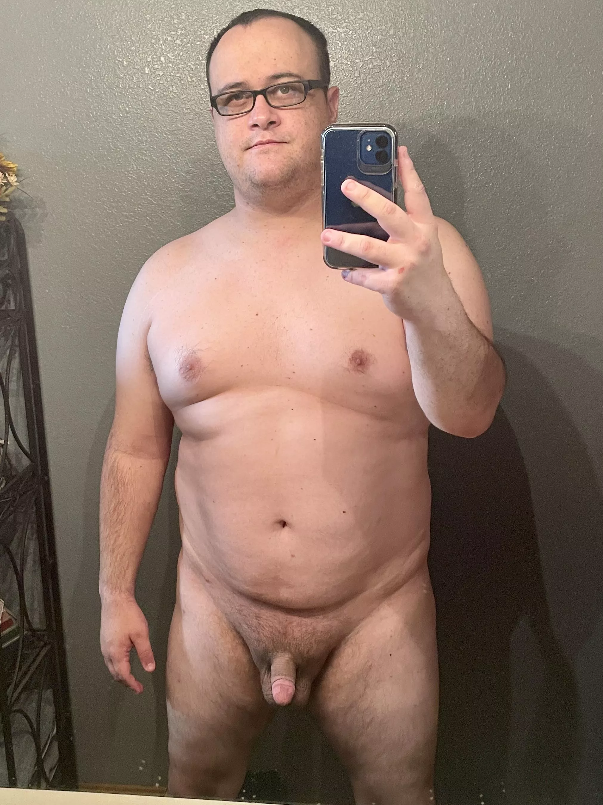 [M] 31, 285lbs, 6â€™2â€ - Sometimes I hate how I look. Wishing I was thinner, hairier, more well endowed.