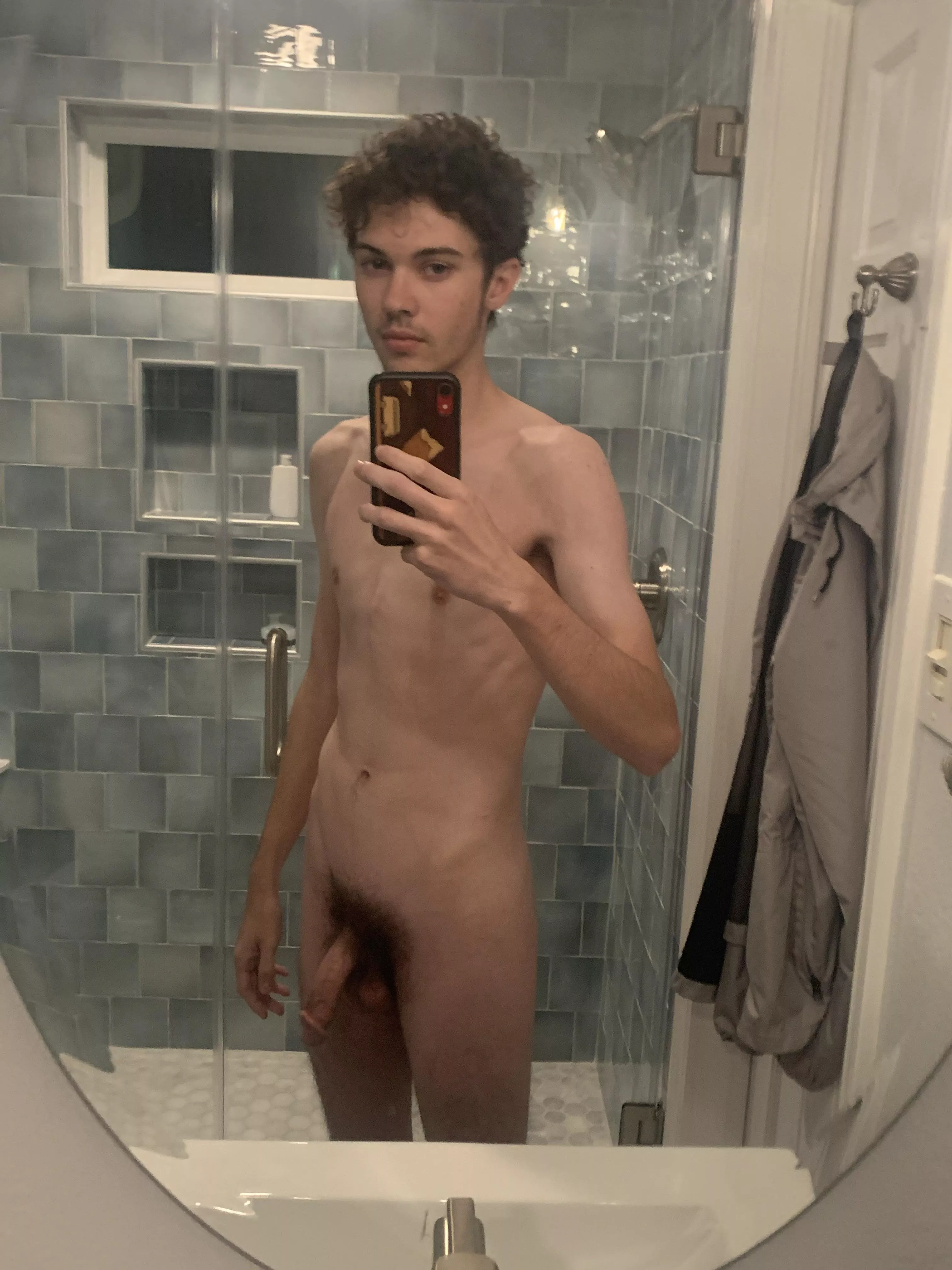 (M)