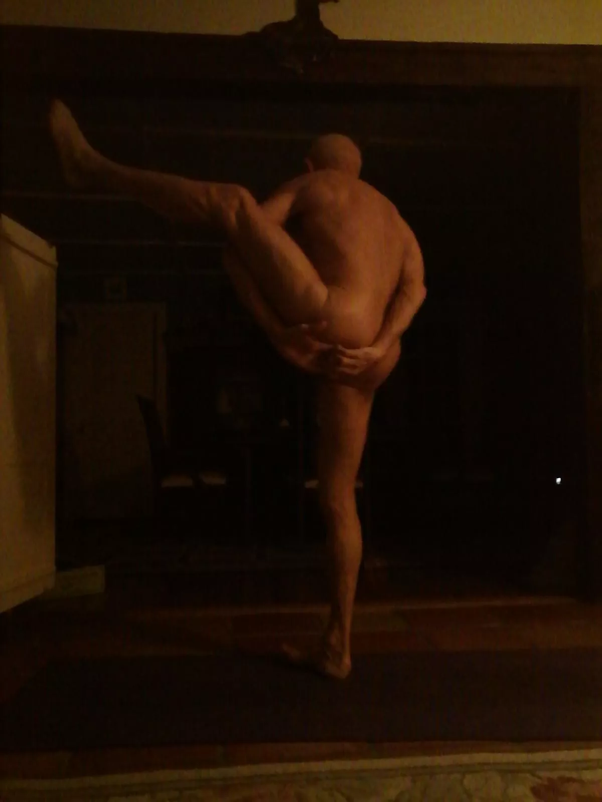 [M] 72 Firefly pose