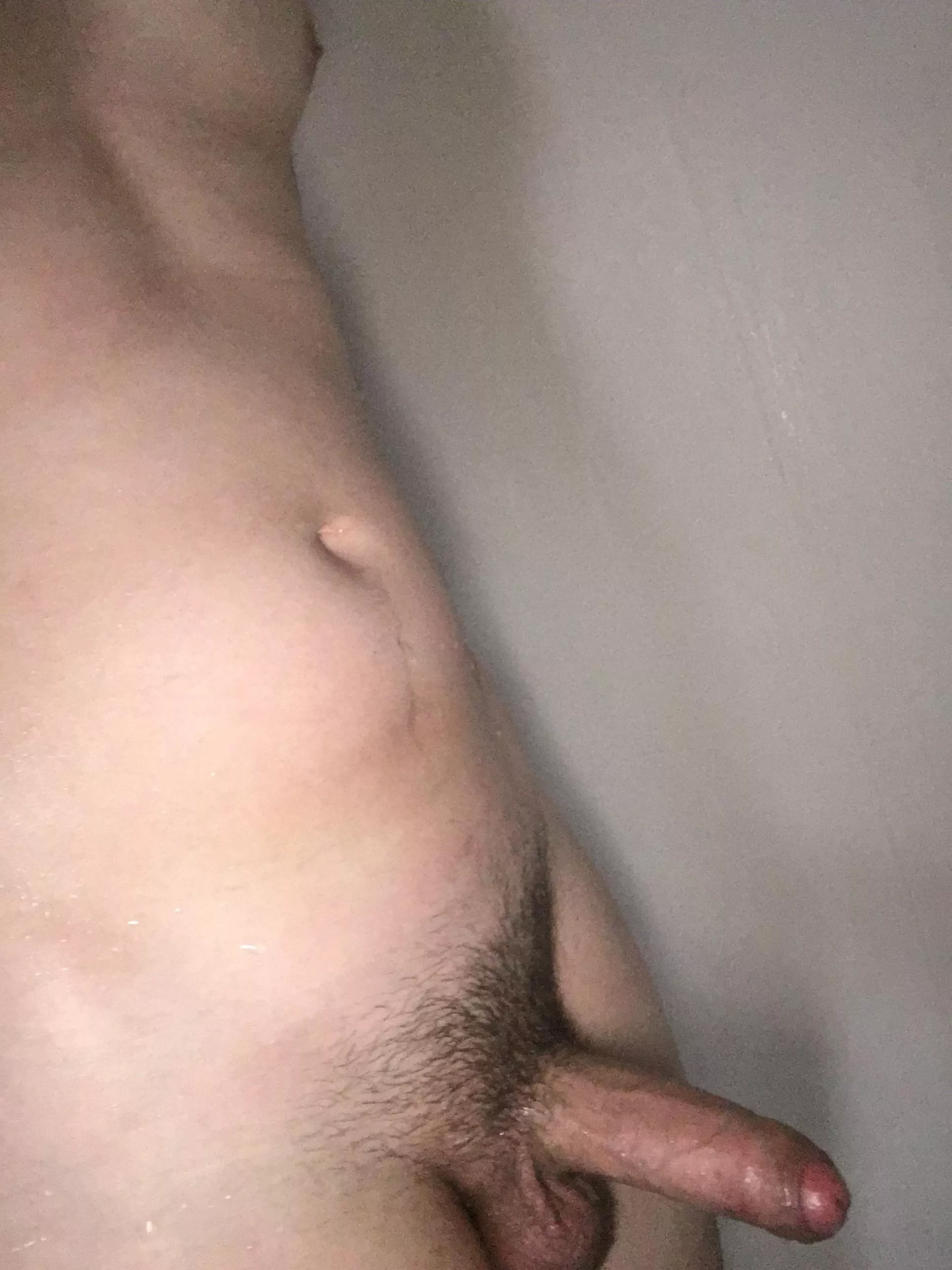 (M)