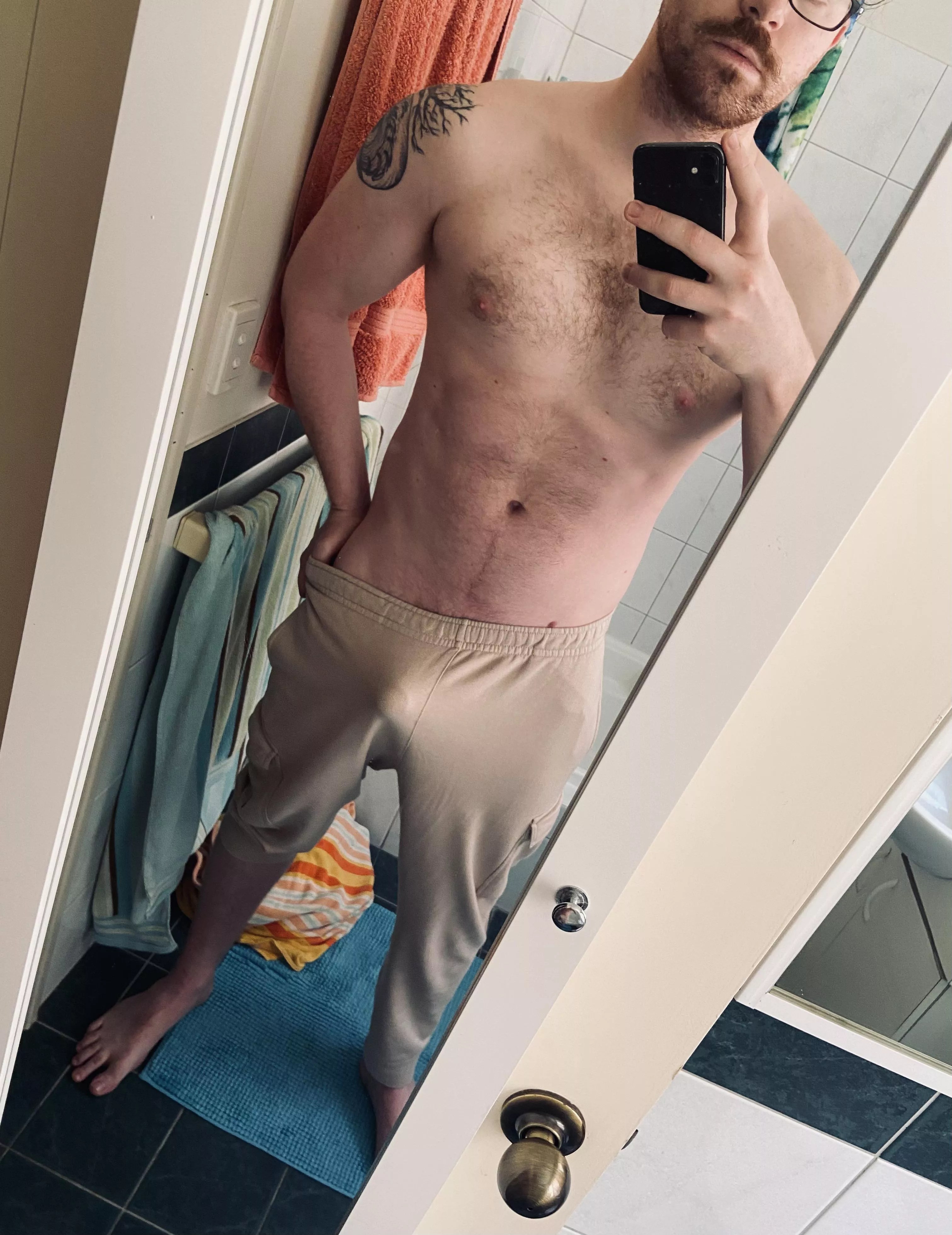 (M) Cheeky tease in my sweatpants