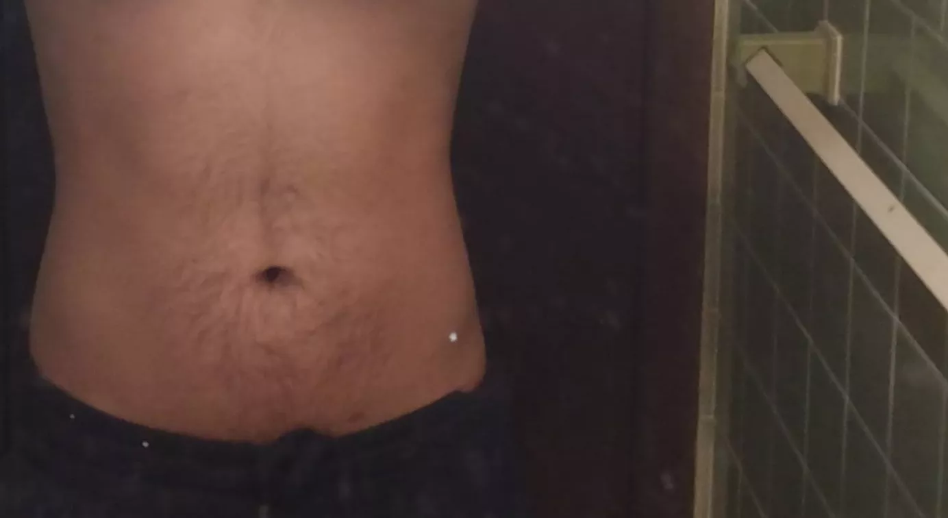 [M] Do i some what have abs?