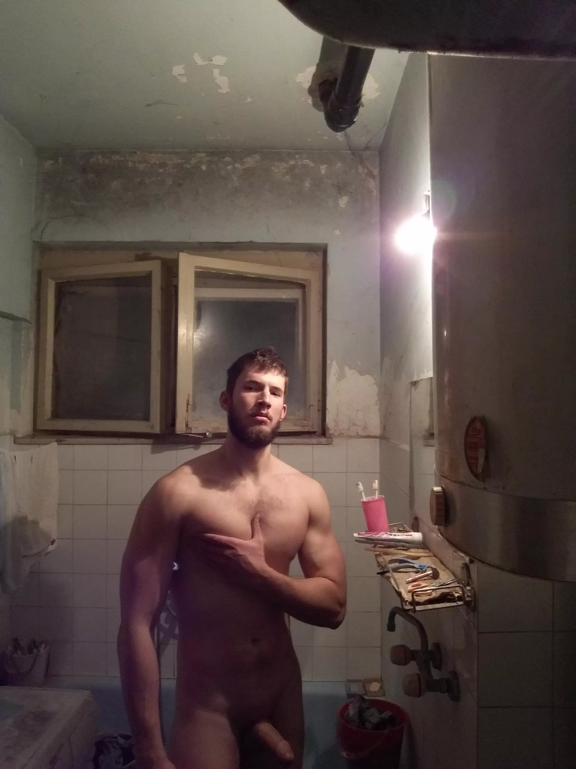 [m] fit check while fixing the bathroom :)