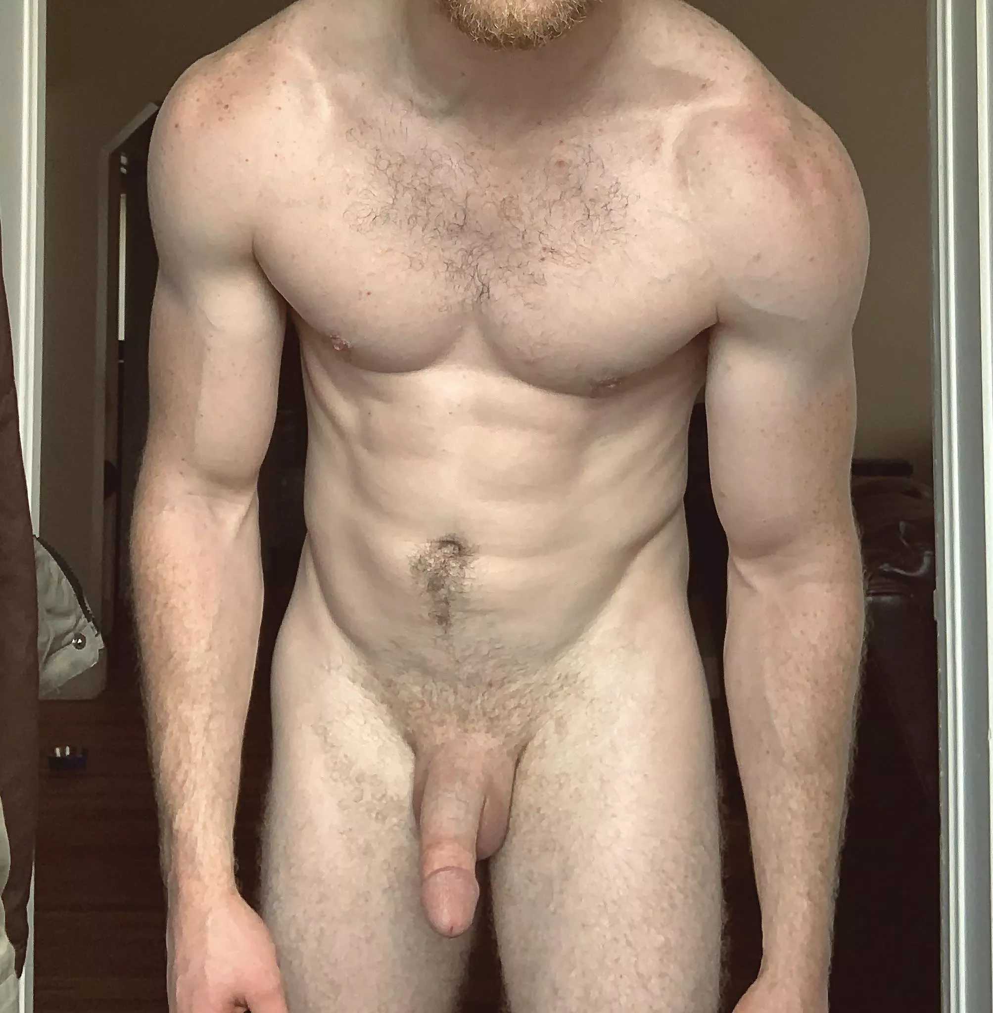 (M) How do I look?