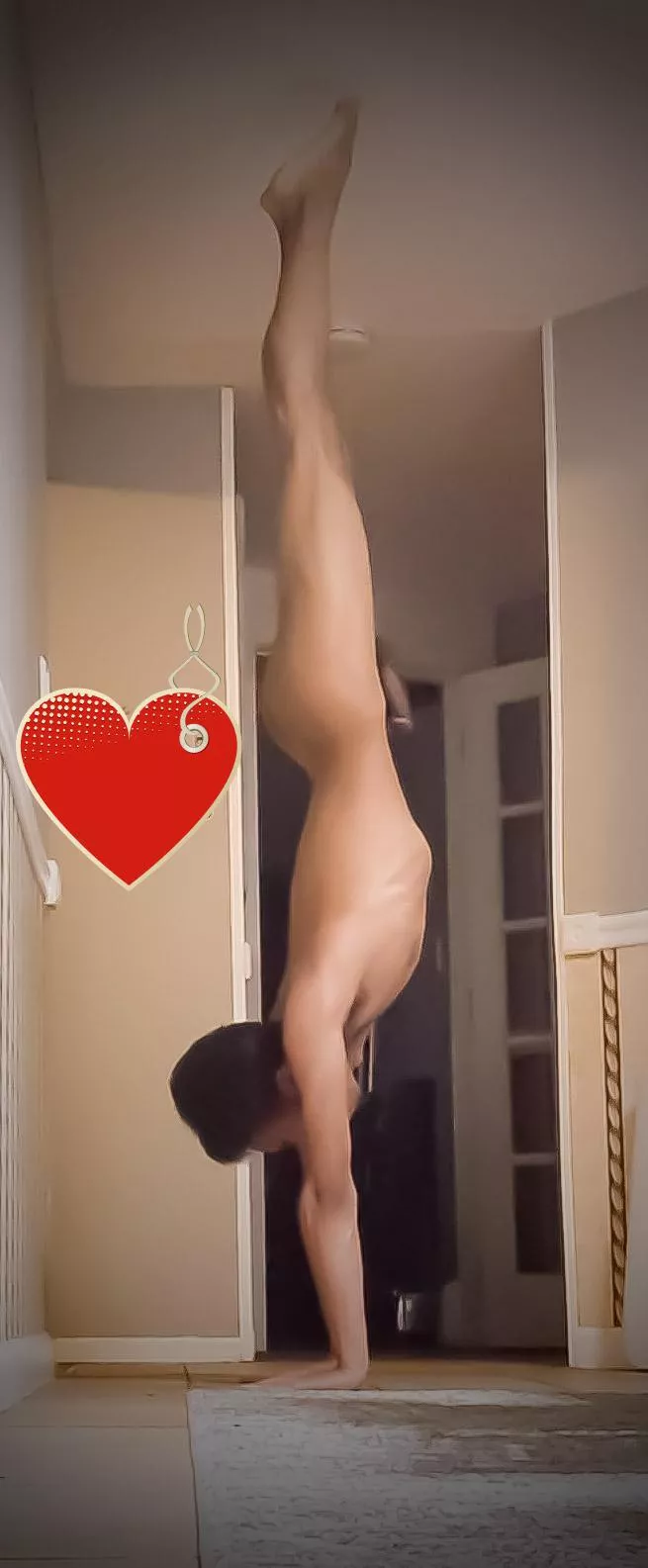 [M] Lettin' it hang ðŸ¤¸