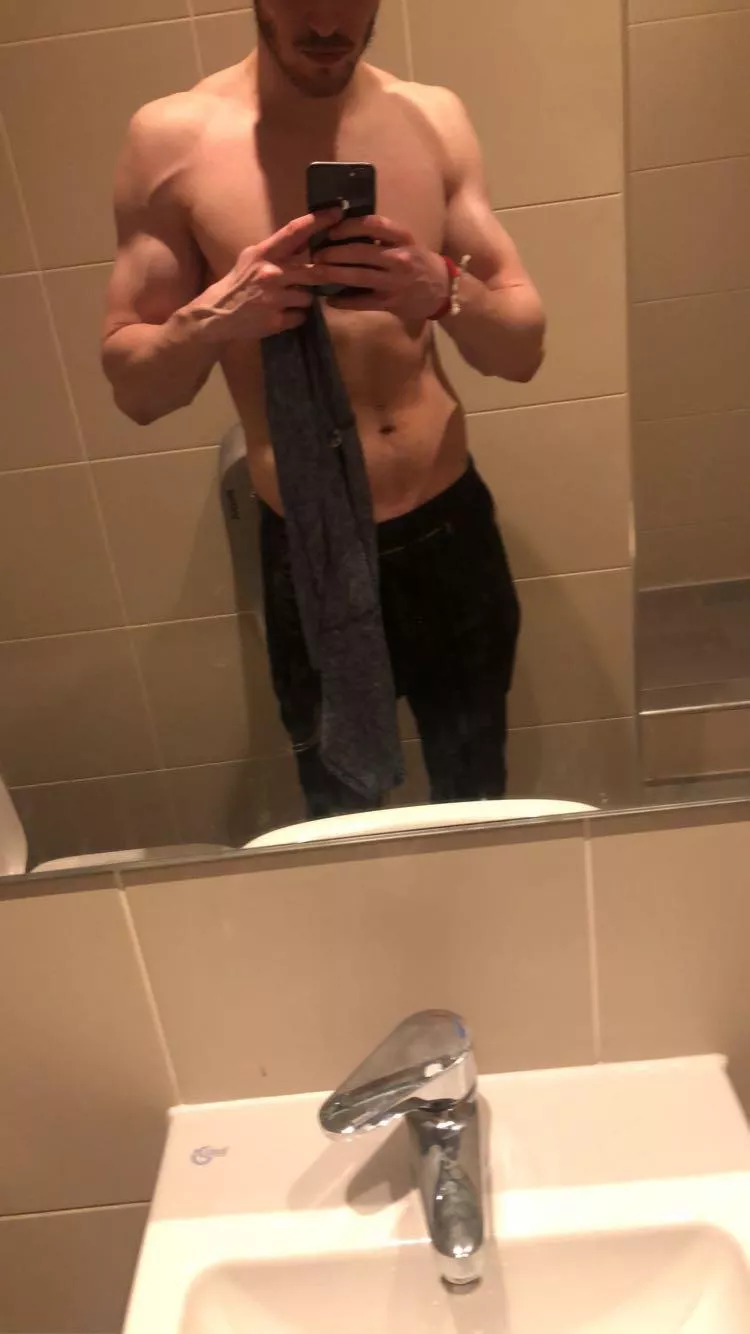 [M] Need a new workout partner, any offers ðŸ˜‹