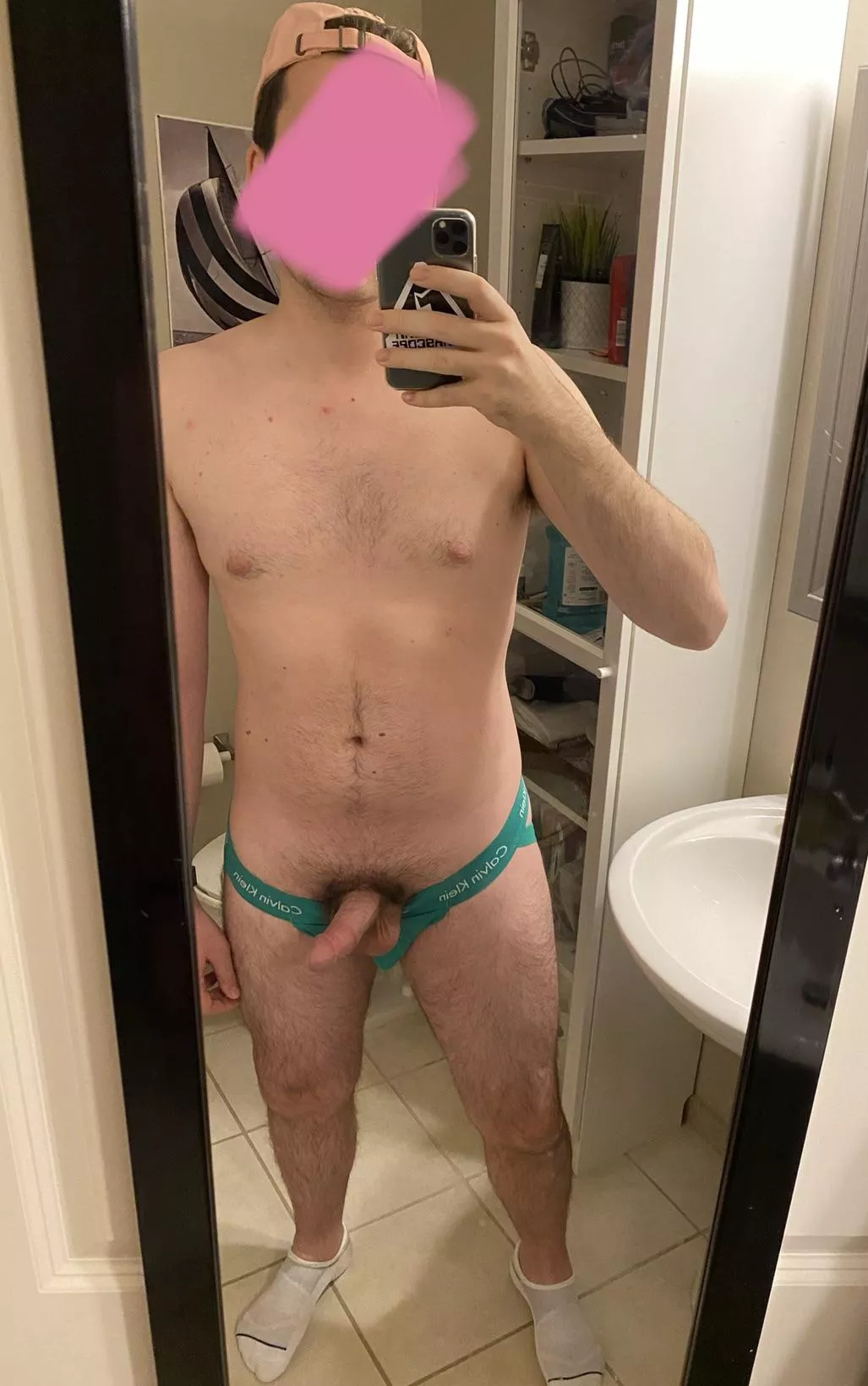 [m] rate my body 1-10 and drop some feedback. 24yo, 6â€™1â€, 205lb