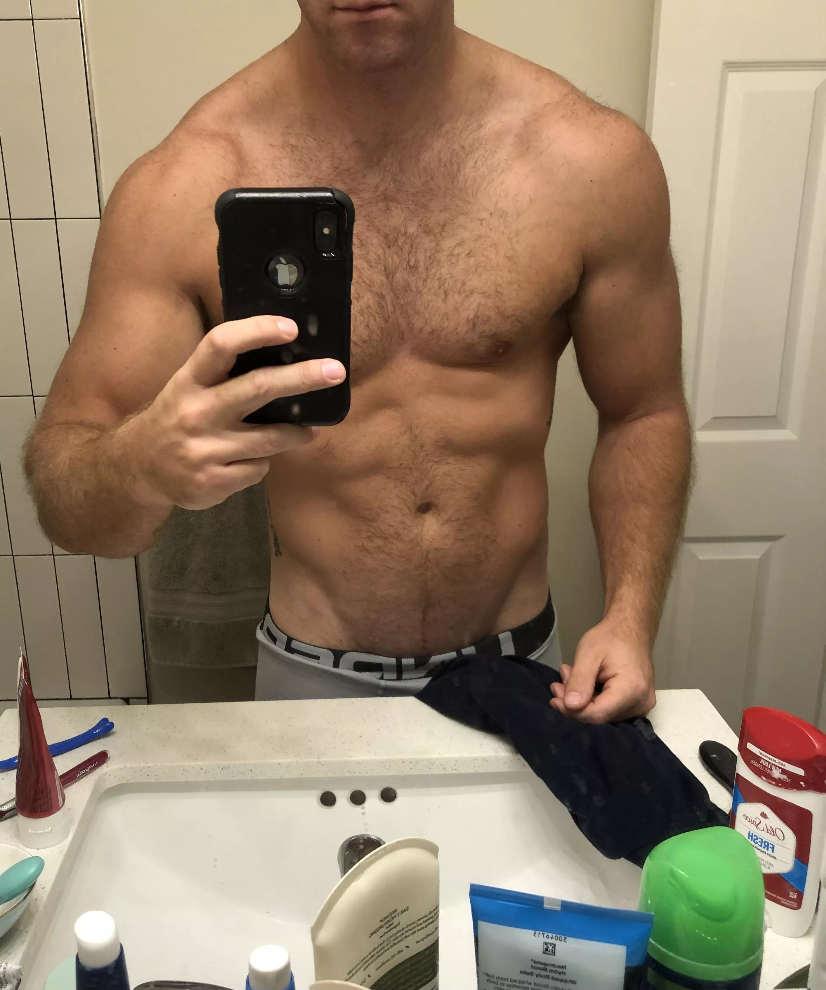 [M] shirtless selfie