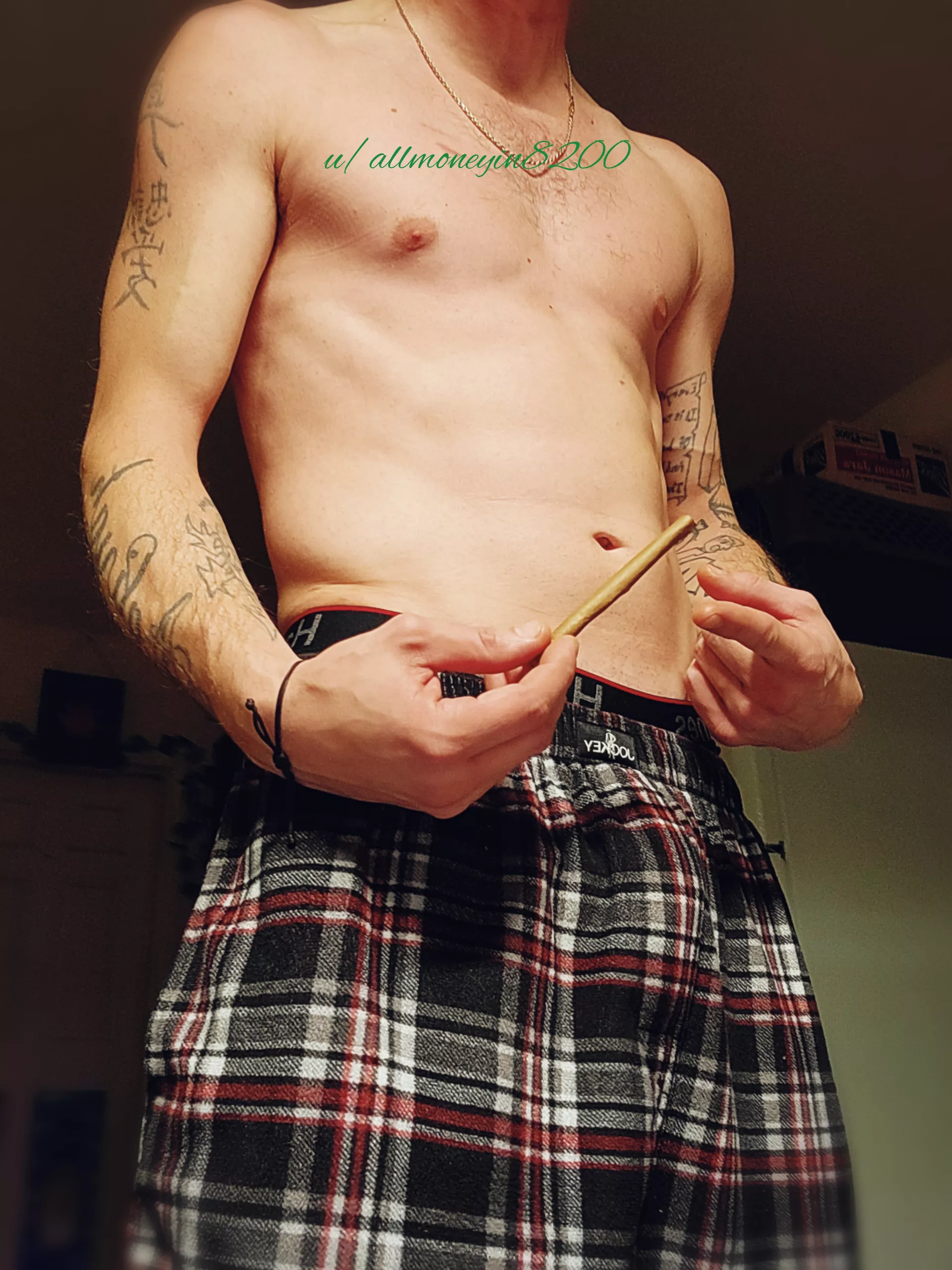 [m] Wake and bake with me? Swisher packed with Pink Apricot 💗 😋