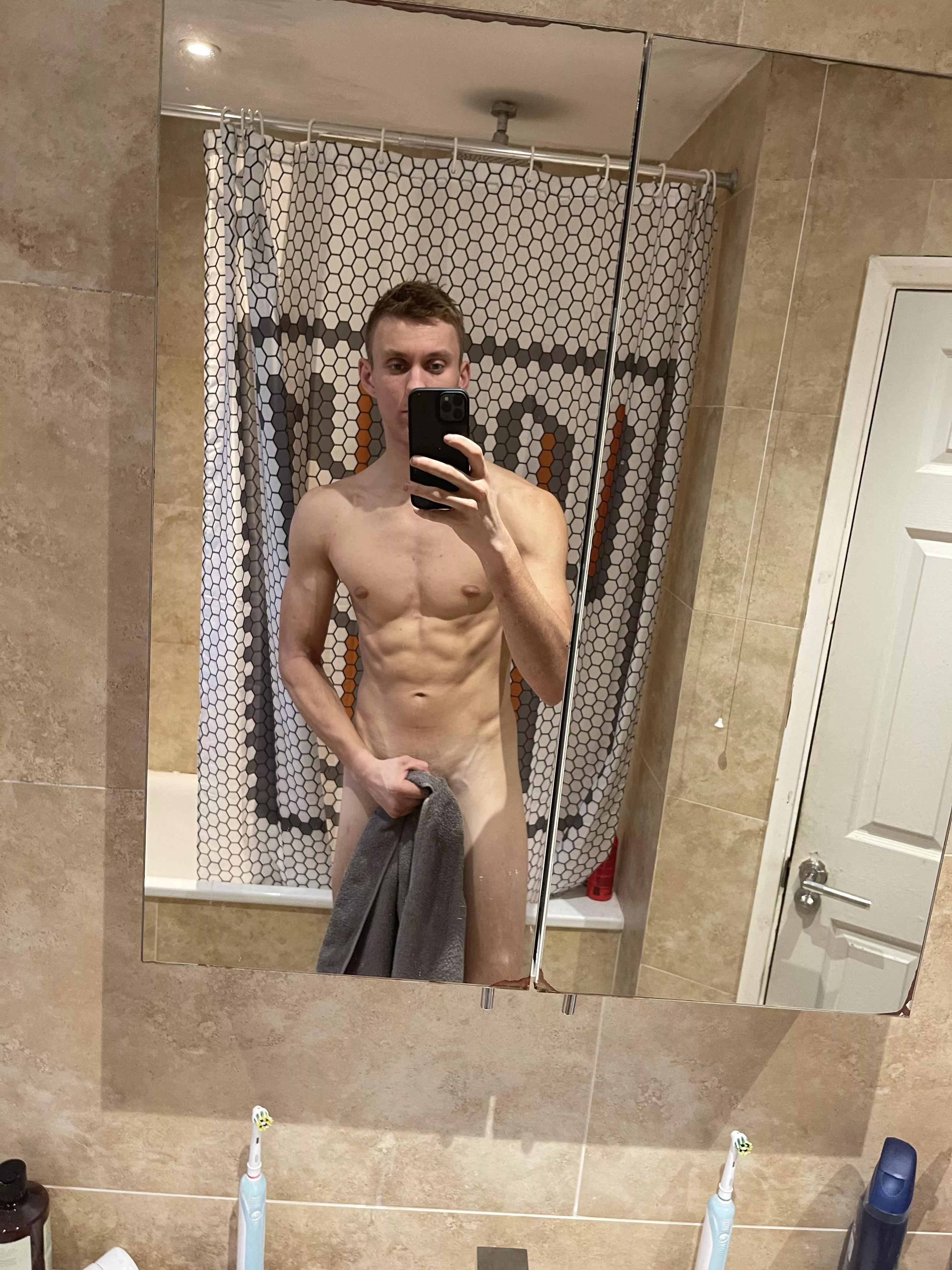 [M] want me to drop the towel?