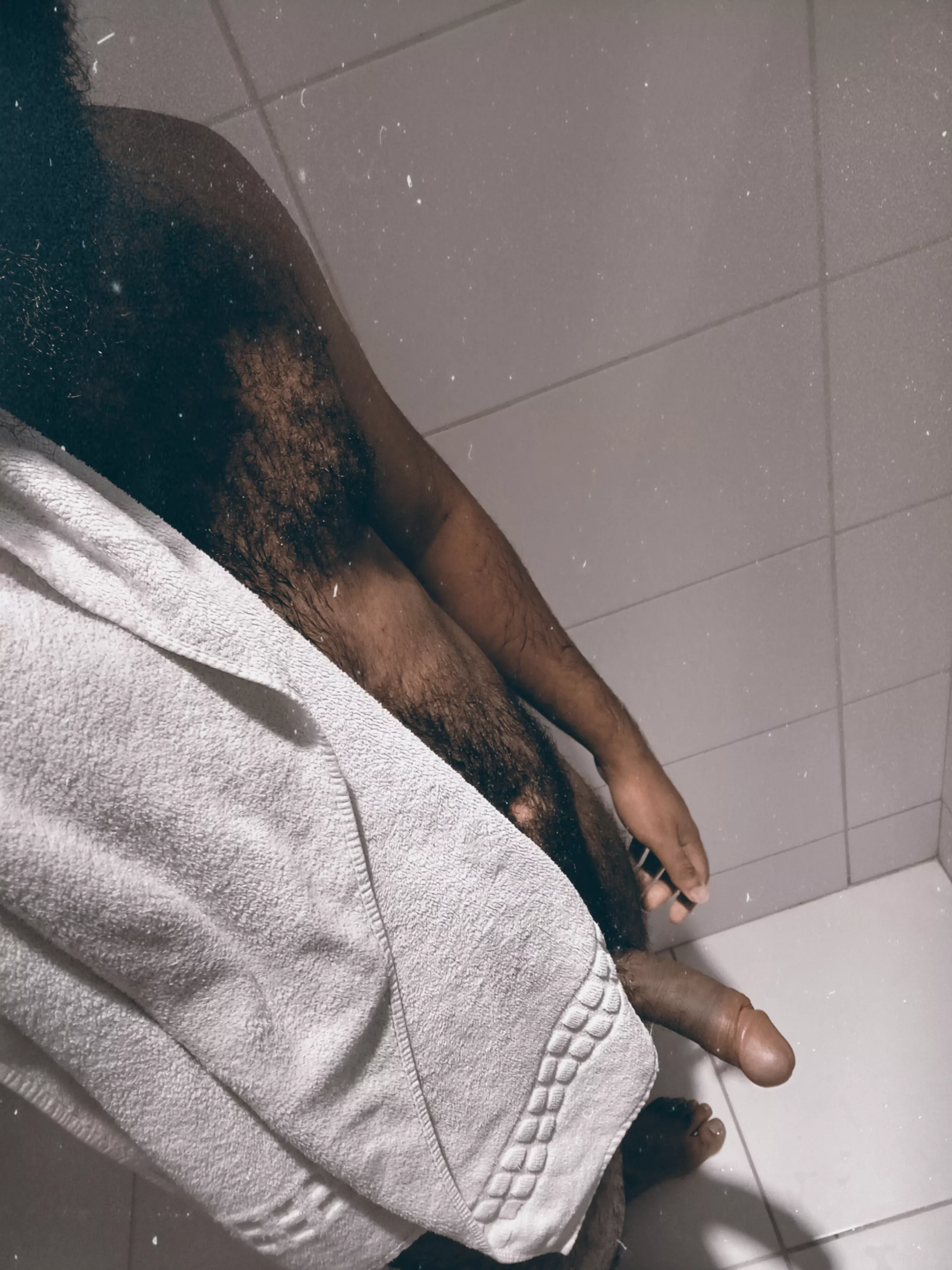 [M] Who wants to come take a shower?