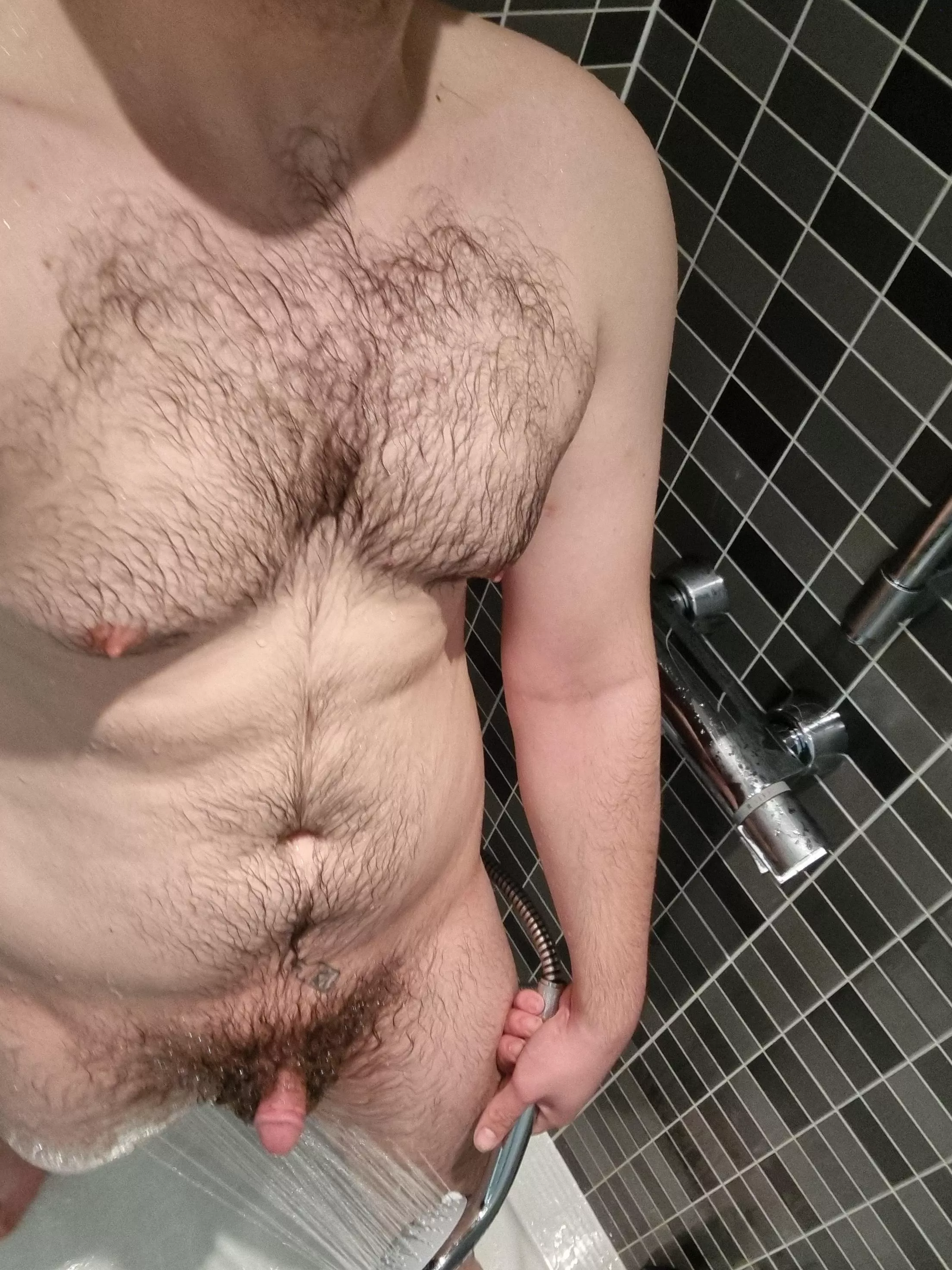 M21 looking to chat with some older males:p