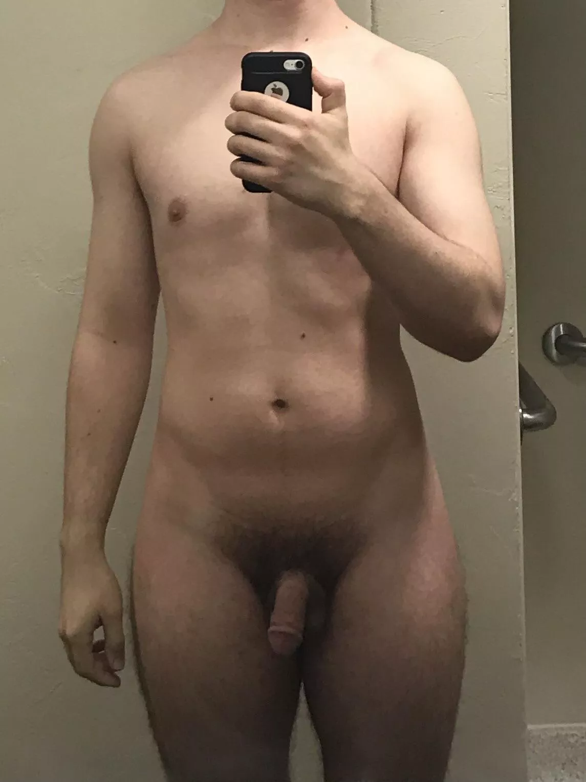 [M23, 5’9”, 165lb] Honestly just curious what people think of my body