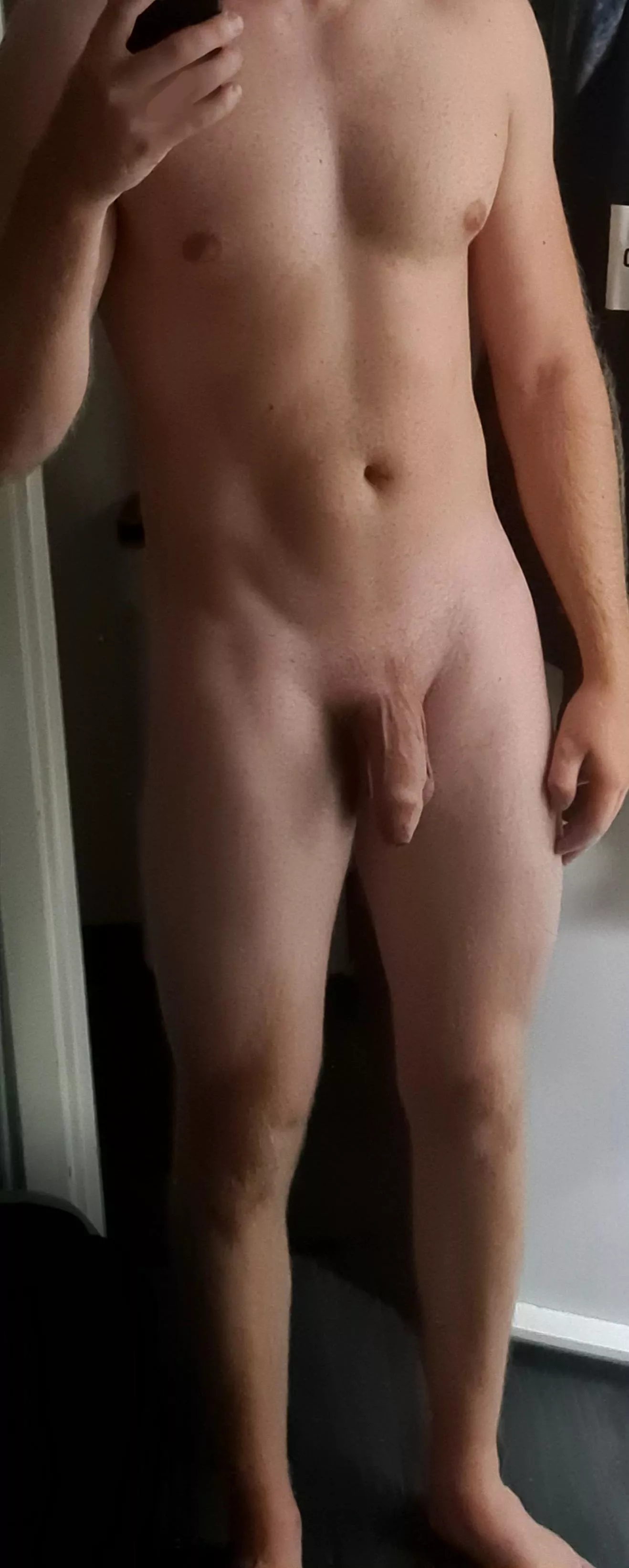 m26 70kg 178cm im curious. what do you think about my skinny body?