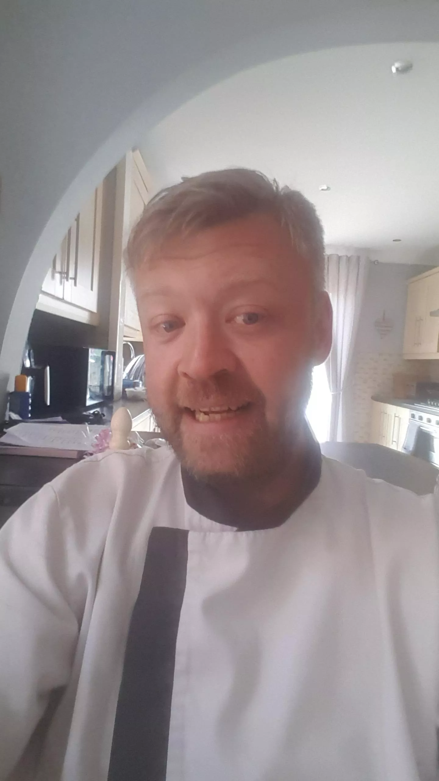 M40 looking for female or couple can accomodate