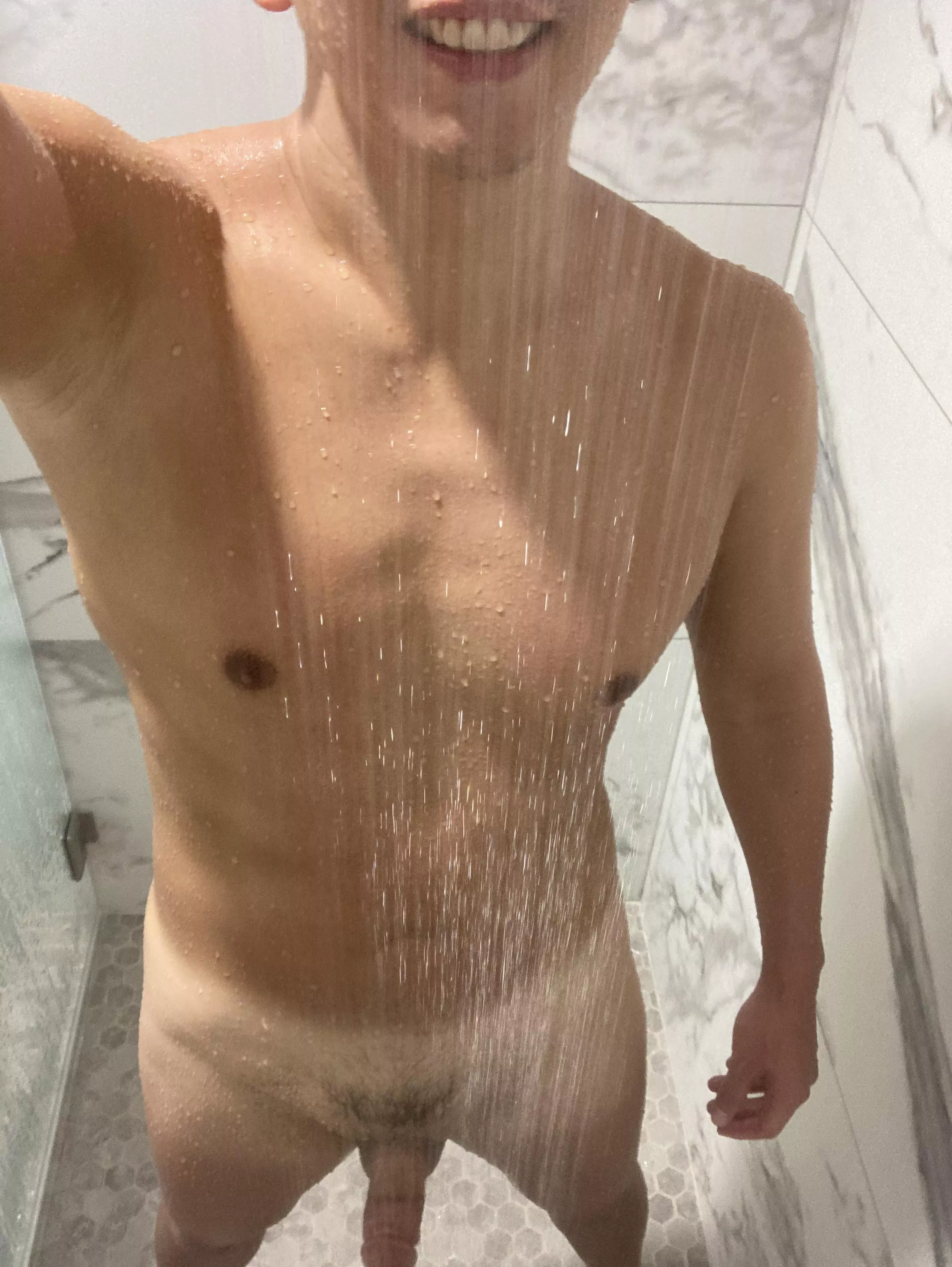 M47, enjoying a shower, anyone want to join?