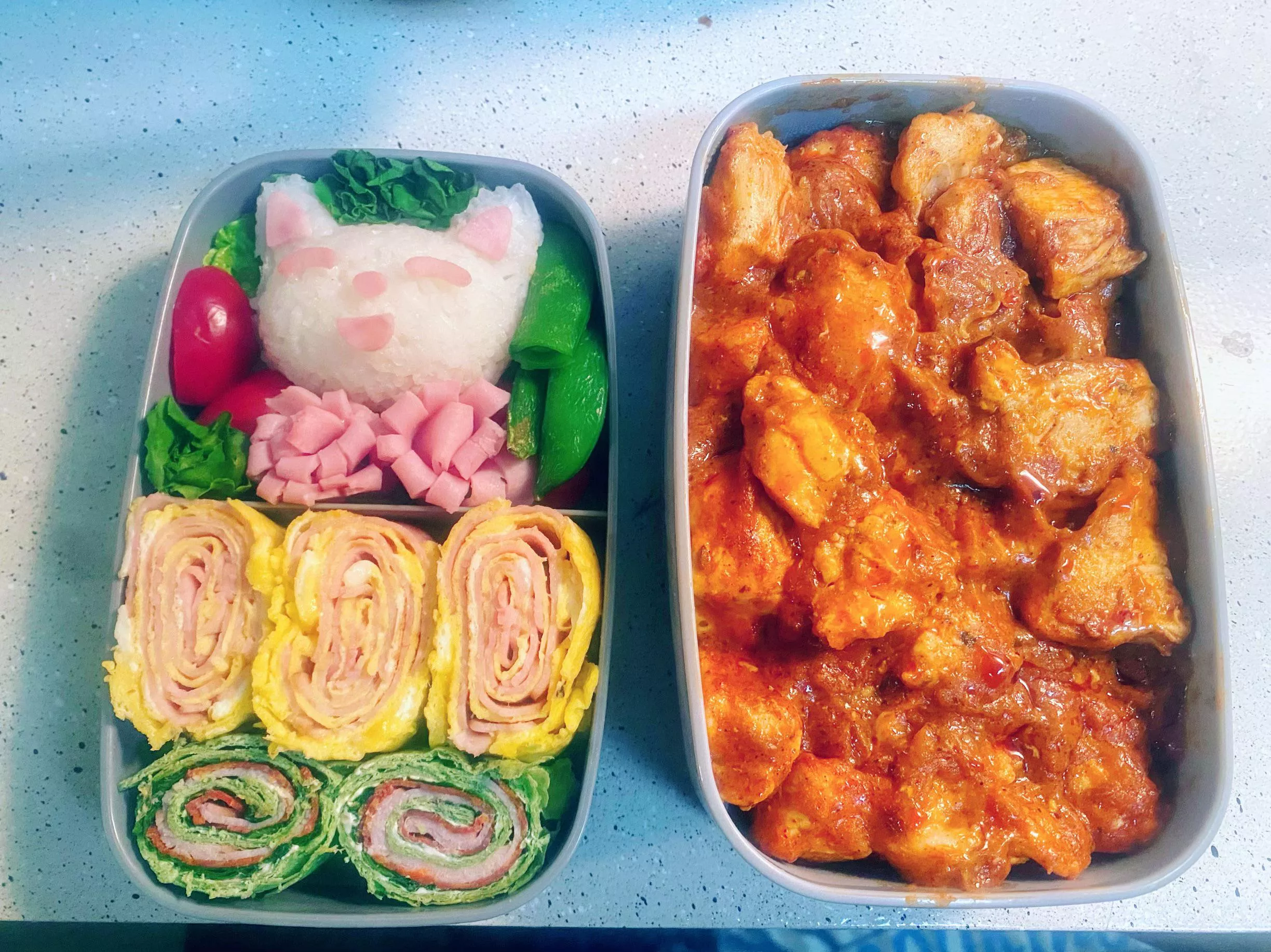 Made my first bento box for my Daddy!! All the people in his work are gonna be jealous! He loves it!! I’m so happy. :3