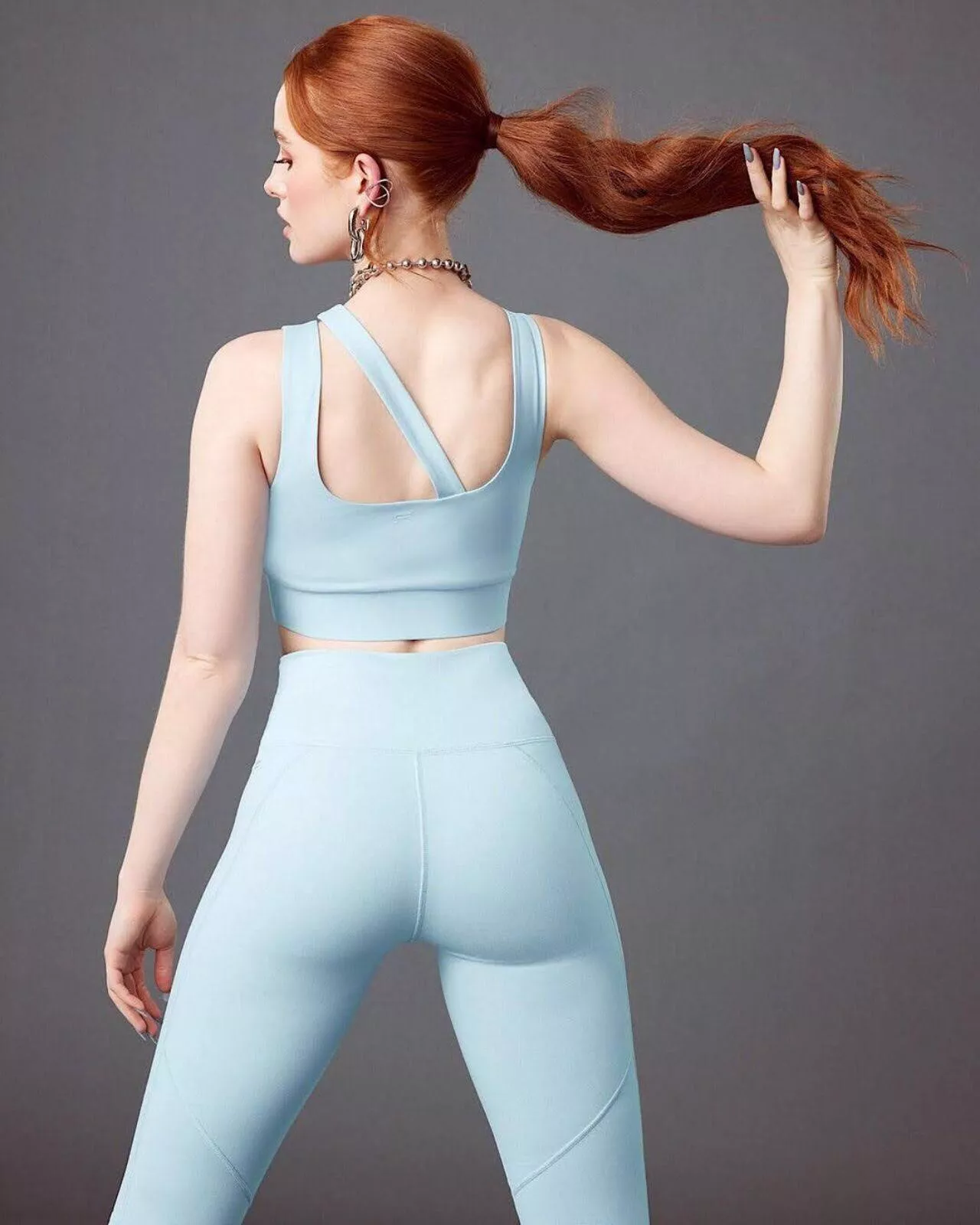 Madelaine Petsch and her perfect booty ðŸ¤¤