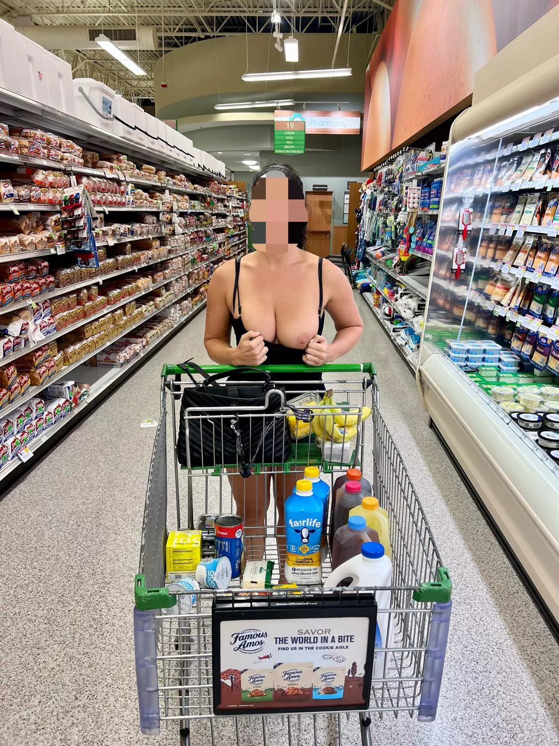 Making grocery shopping [f]un