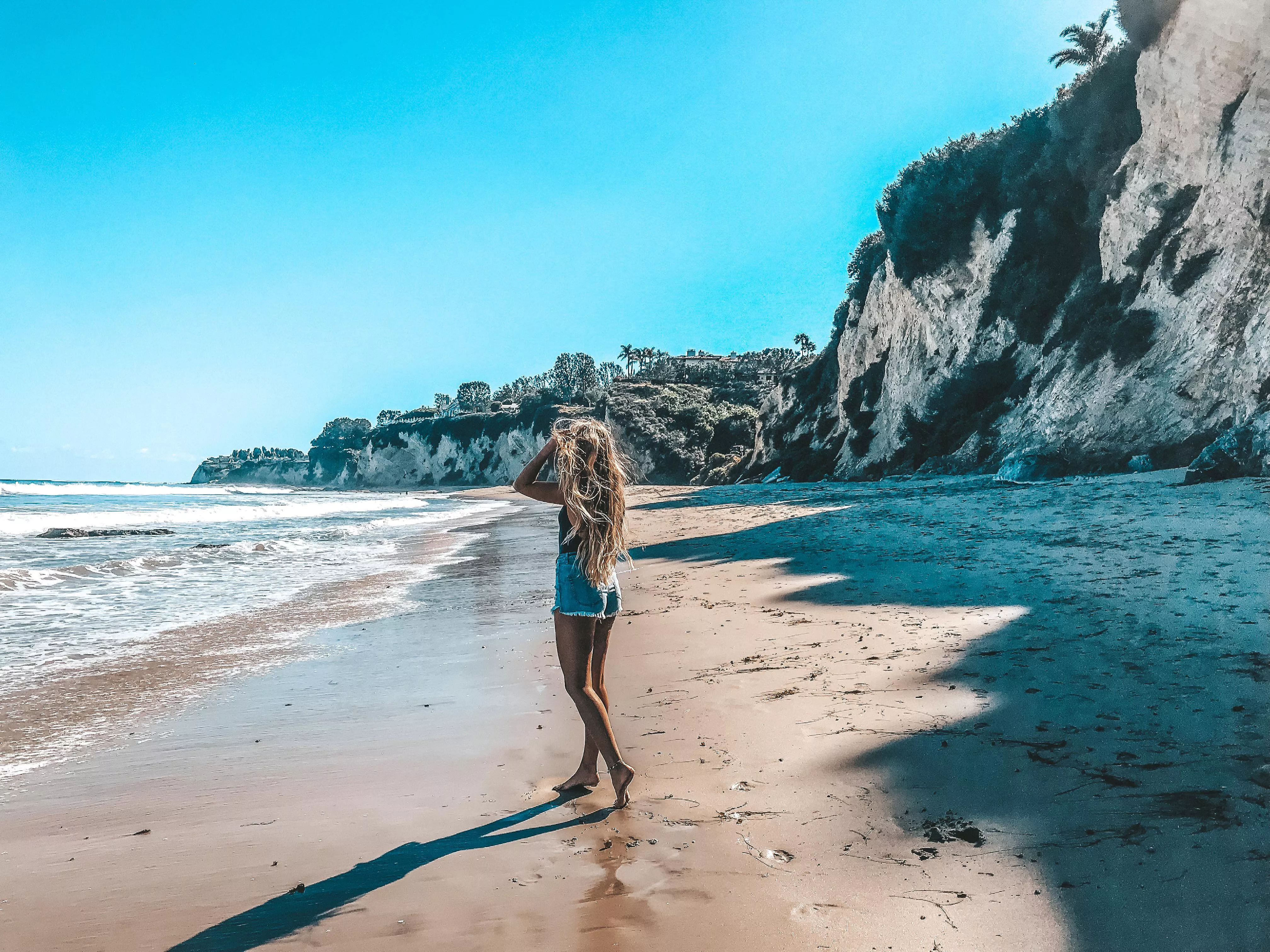 ðŸ“Malibu.. Salty Skin, Beachwaves-Hair, Ocean Breeze.. oh I canâ€™t get enough ðŸ’¦ðŸŒŠâ˜€ï¸ðŸ’‹