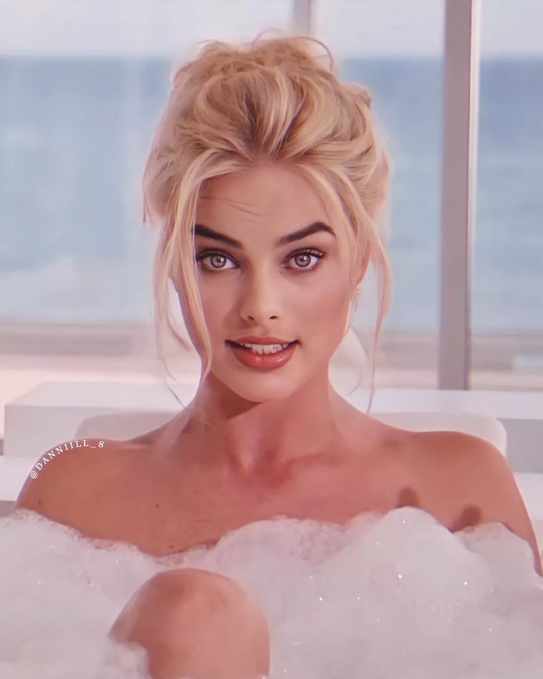 Margot Robbie