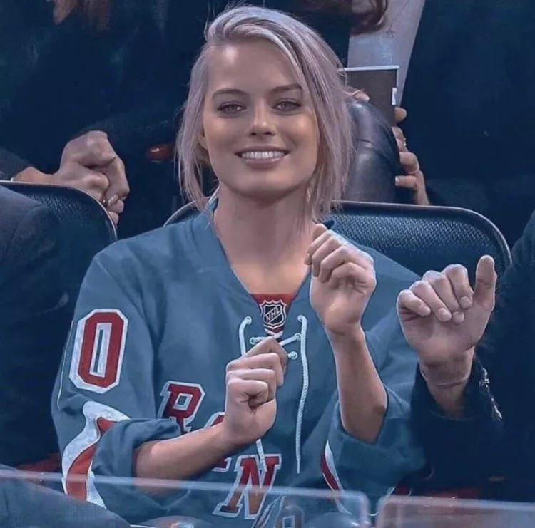 Margot Robbie